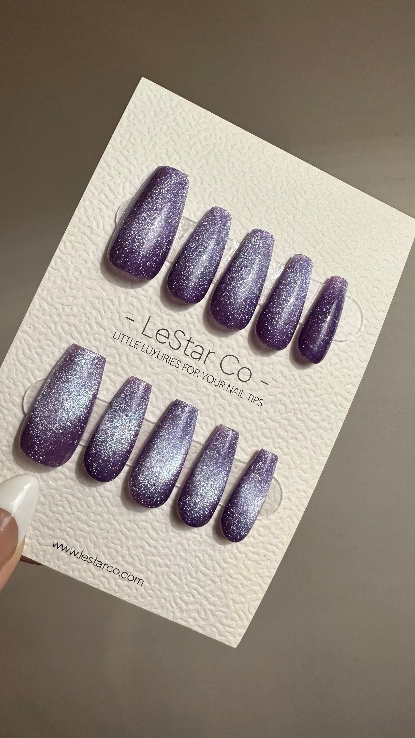 Reusable Lavender Lustre Purple Cat eye | Nails Premium Press on Nails Gel Manicure | Fake Nails | Handmade | Lestarco faux nails TMR516