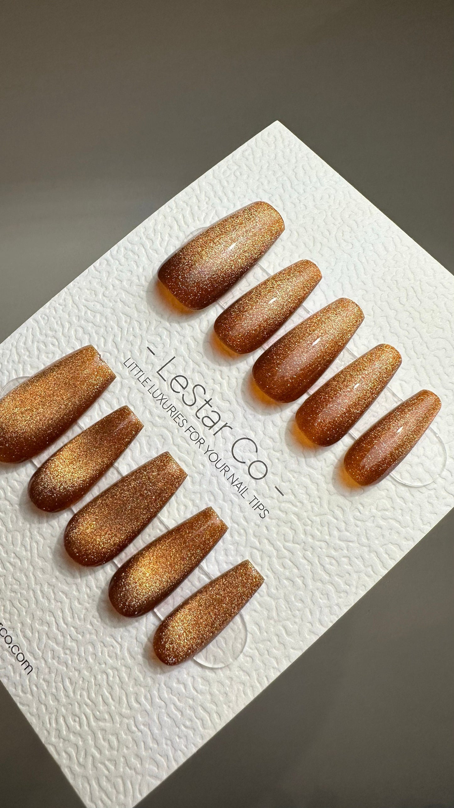 Reusable Sparkling Amber Cat eye | Nails Premium Press on Nails Gel Manicure | Fake Nails | Handmade | Lestarco faux nails TMR517
