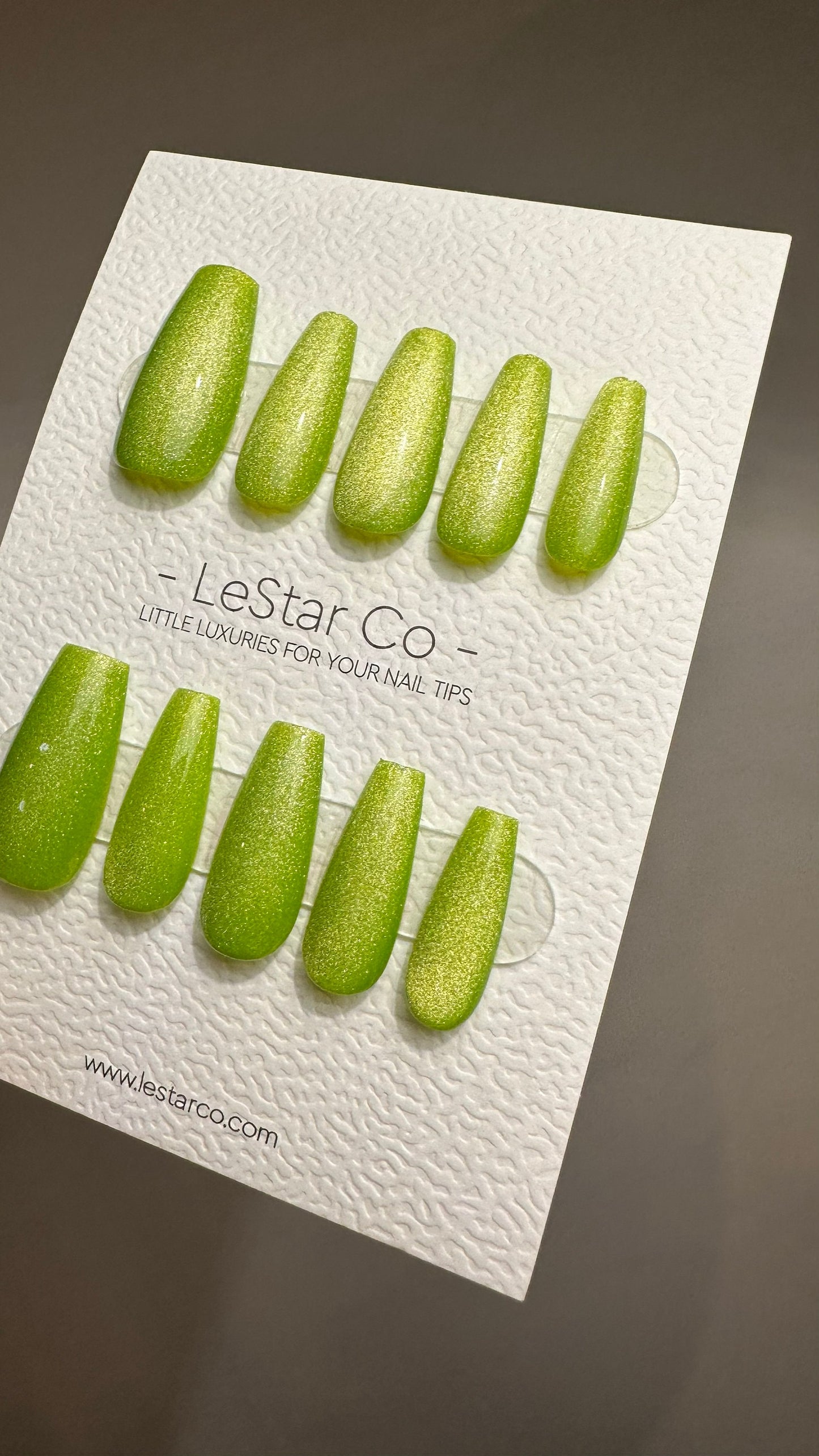 Reusable Sparkling Lime Cat eye | Nails Premium Press on Nails Gel Manicure | Fake Nails | Handmade | Lestarco faux nails TMR518