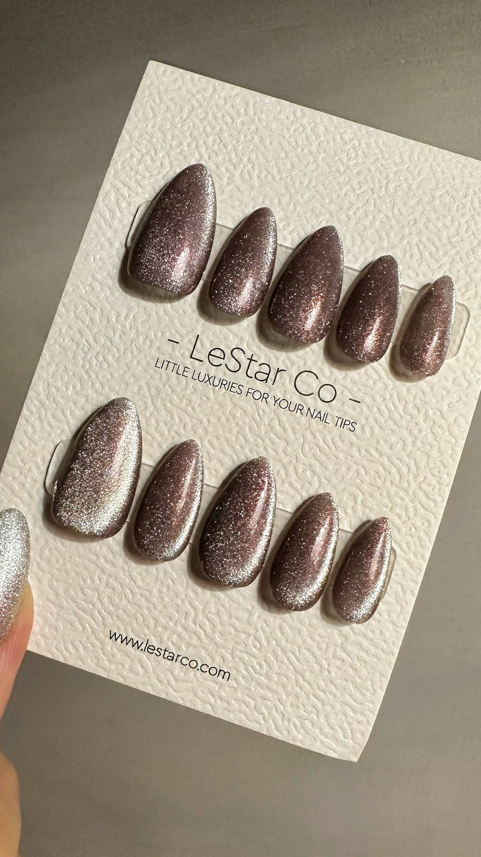 Reusable Sparkling Wine Burgundy Cat eye | Nails Premium Press on Nails Gel Manicure | Fake Nails | Handmade | Lestarco faux nails 492zz