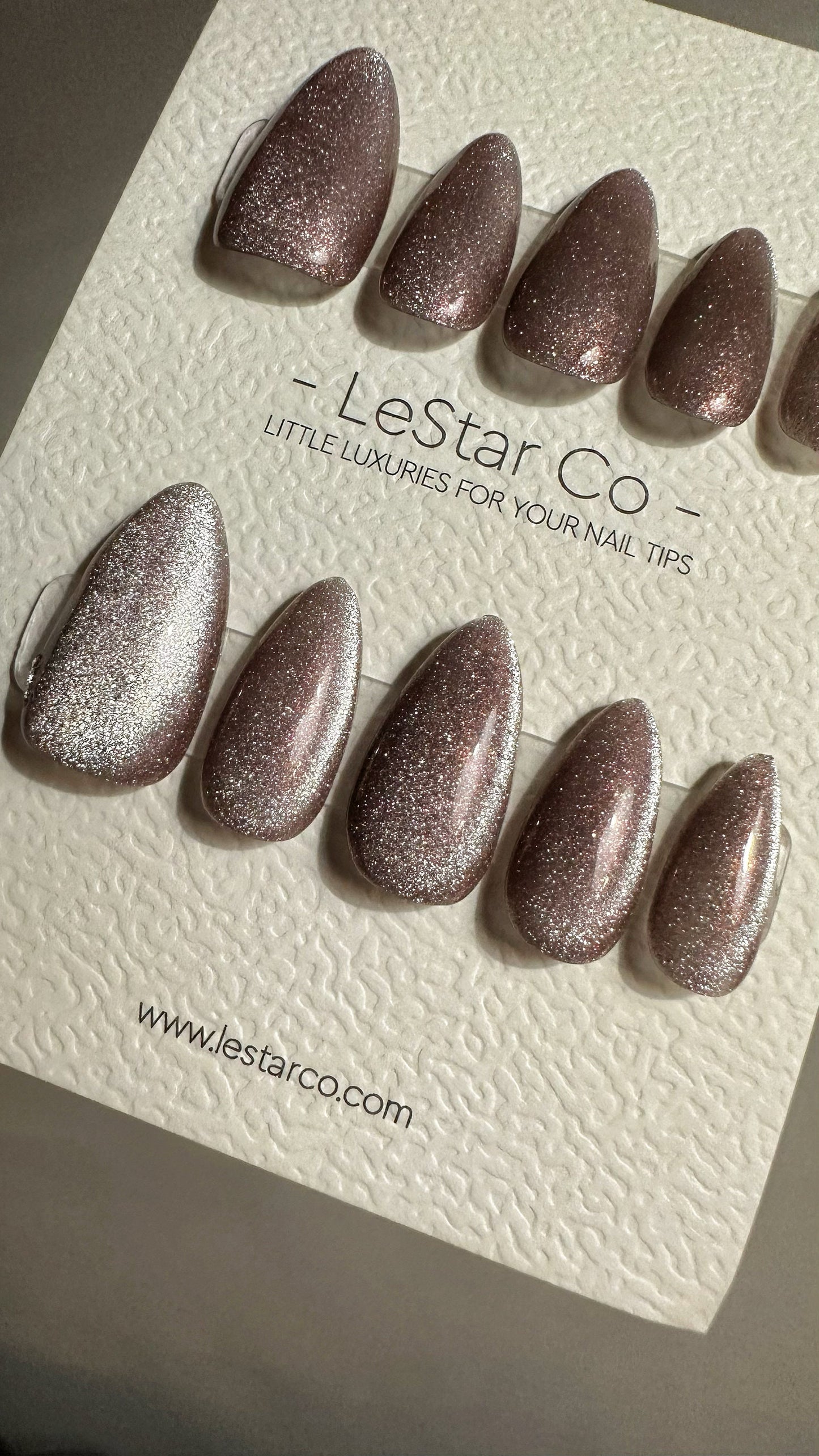 Reusable Sparkling Wine Burgundy Cat eye | Nails Premium Press on Nails Gel Manicure | Fake Nails | Handmade | Lestarco faux nails 492zz