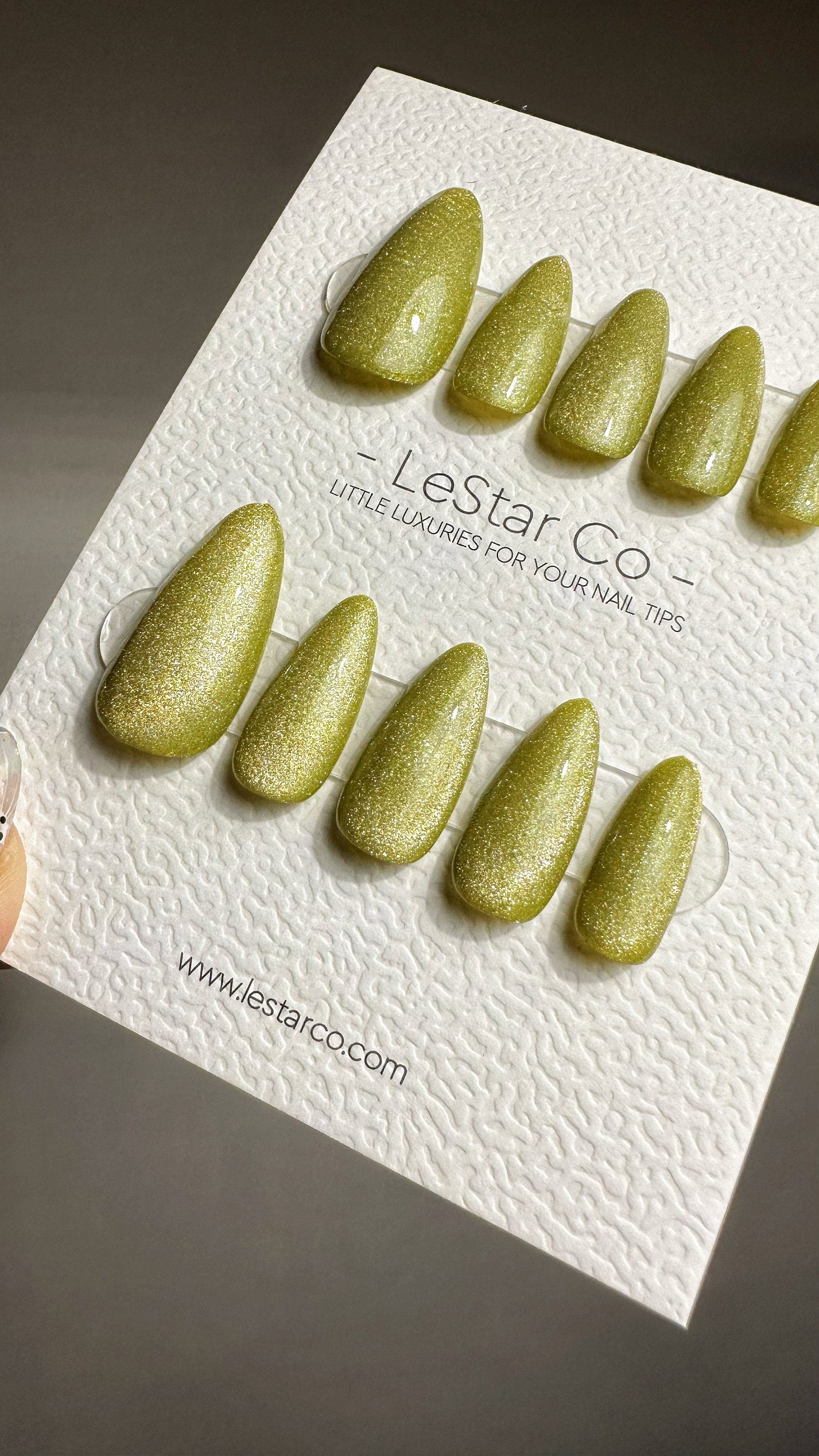 Reusable Lustrous Leaf Green Cat Eye Effect| Nails Premium Press on Nails Gel Manicure | Fake Nails | Handmade | Lestarco faux nails 497zz