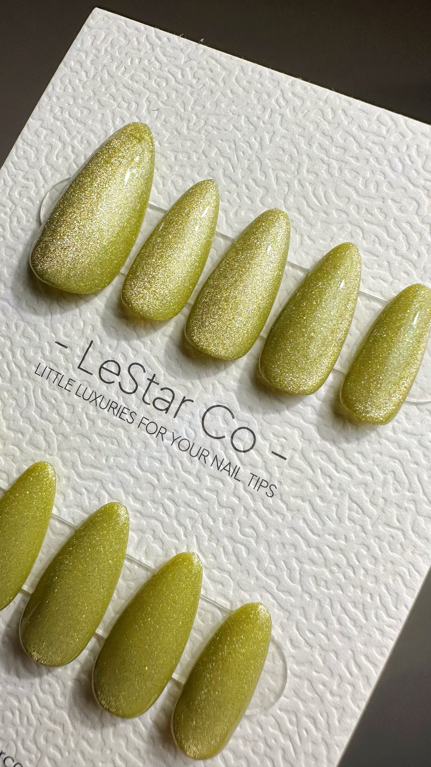 Reusable Lustrous Leaf Green Cat Eye Effect| Nails Premium Press on Nails Gel Manicure | Fake Nails | Handmade | Lestarco faux nails 497zz