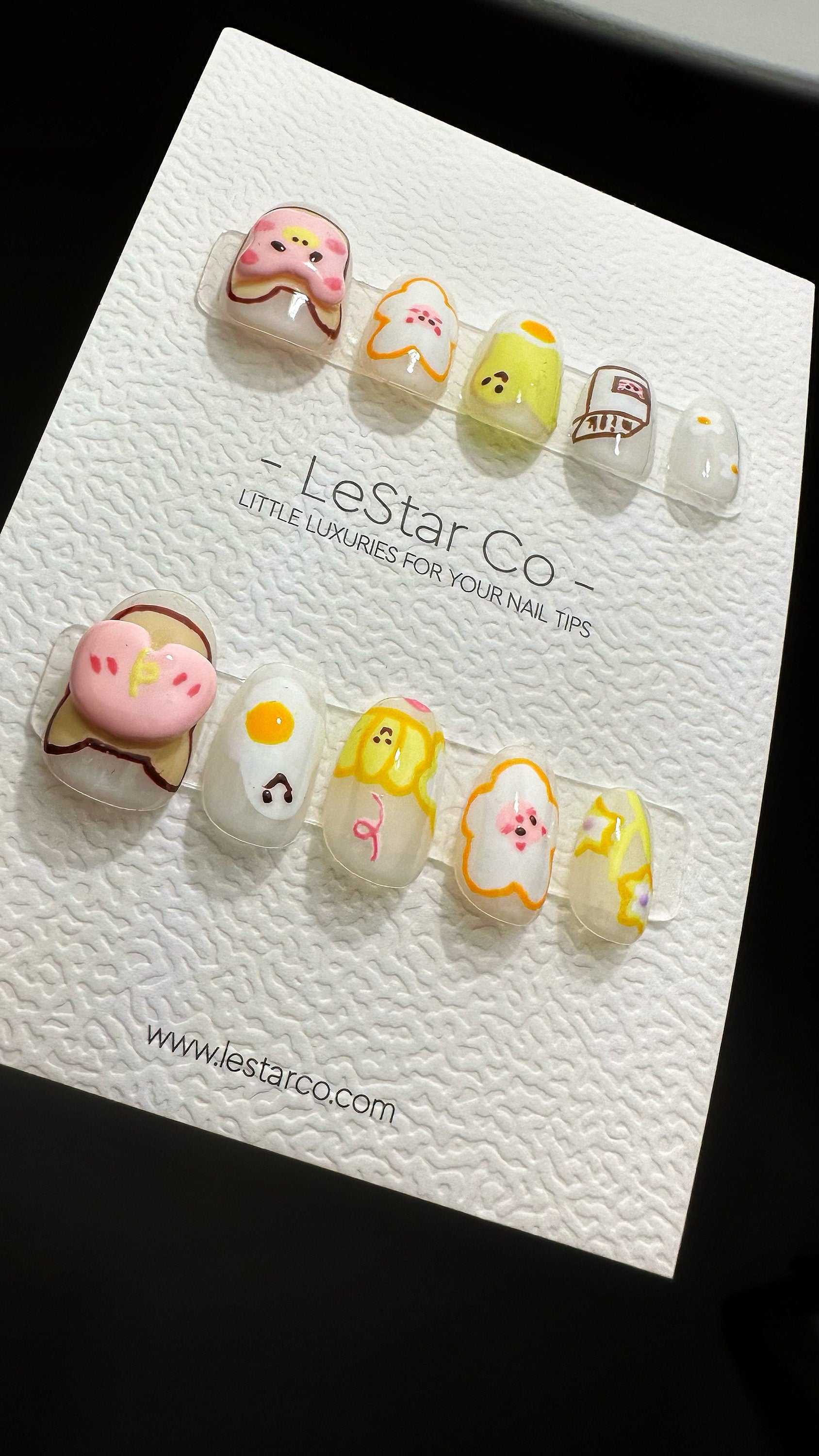 Reusable Piggy Piggy Flower Egg 3D Design | Premium Press on Nails Gel Manicure | Fake Nails | Handpainted by Professional Faux Nails YR581