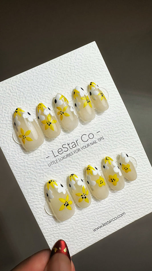 EOFY Reusable Daisy Delight Lemon Petals | Premium Press on Nails Gel | Fake Nails | Cute Fun Gel Nail Artist faux nails ML662