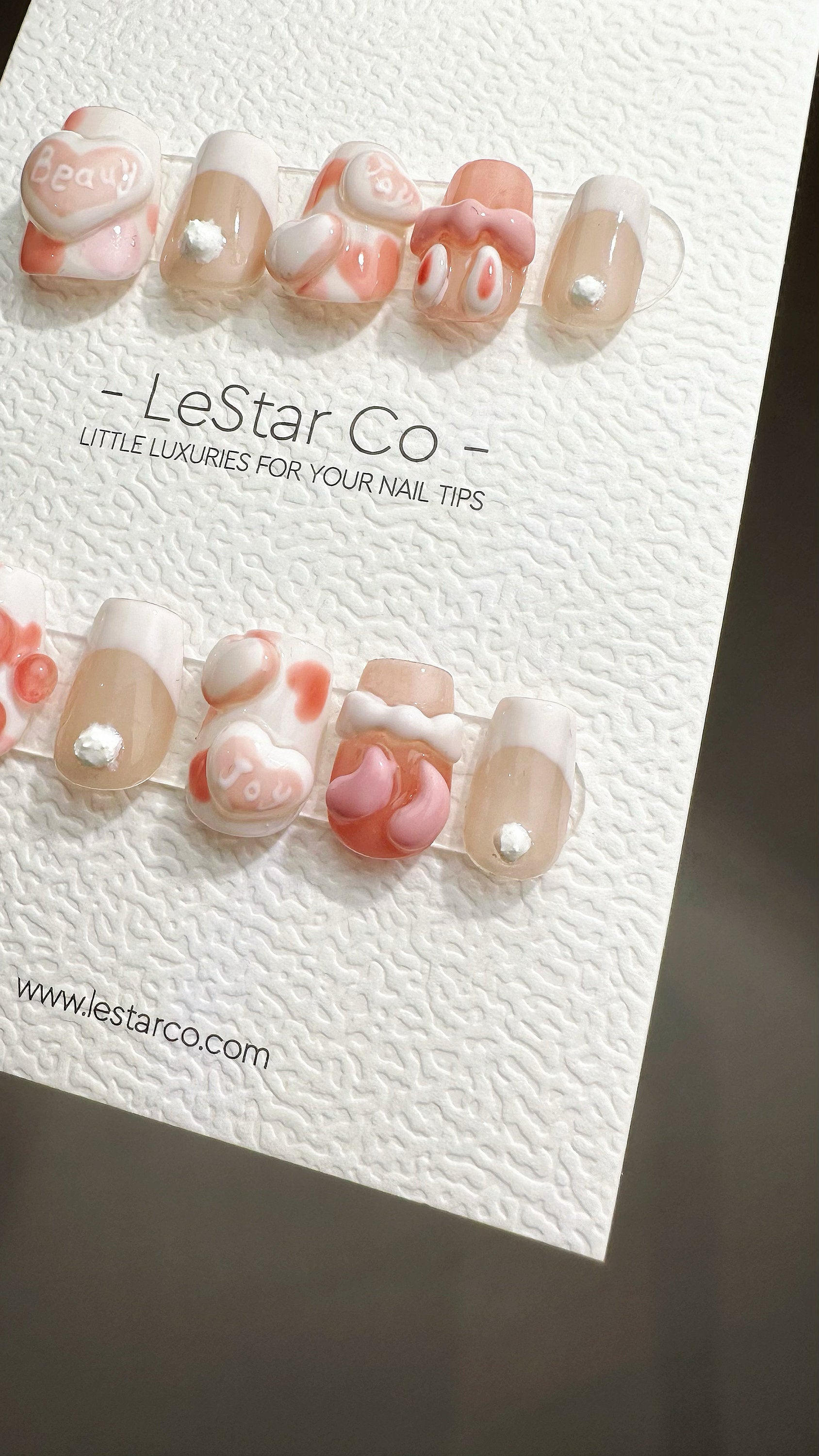 Reusable Candy Bunny | Premium Press on Nails Gel Manicure Handprint Pressons Handmade | Lestarco faux nails YR680