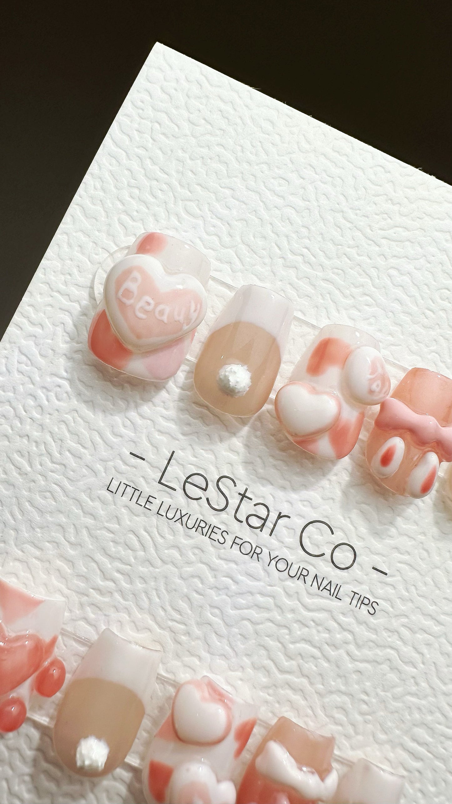 Reusable Candy Bunny | Premium Press on Nails Gel Manicure Handprint Pressons Handmade | Lestarco faux nails YR680