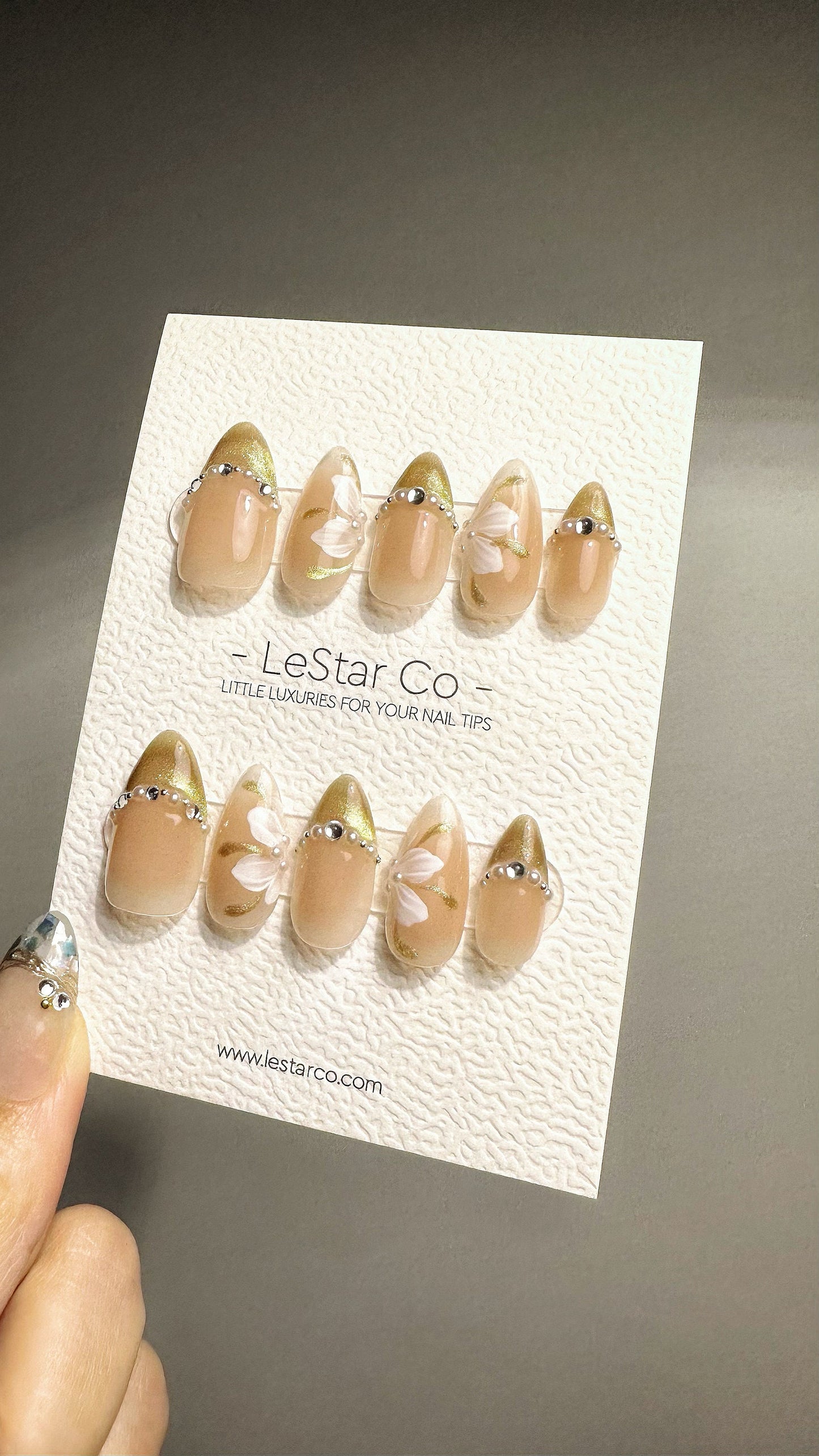 Reusable Dainty Blossom Chic Colour shifting French Tip Cat Eye Effect | Press on Nails Gel | Fake Nails | Pressons faux nails ML697