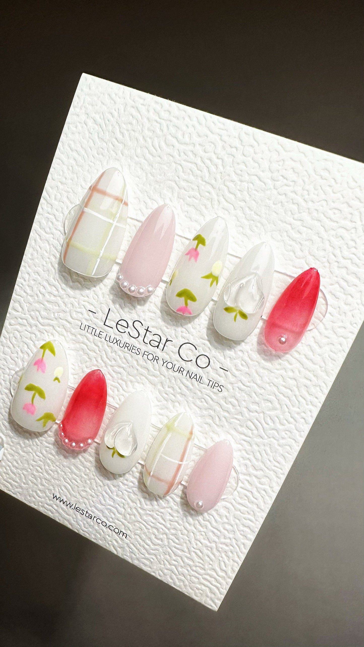 Reusable Lover's Blush| Premium Press on Nails Gel Hand Painted Pressons Customizable Gel Nail Artist faux nails ML733