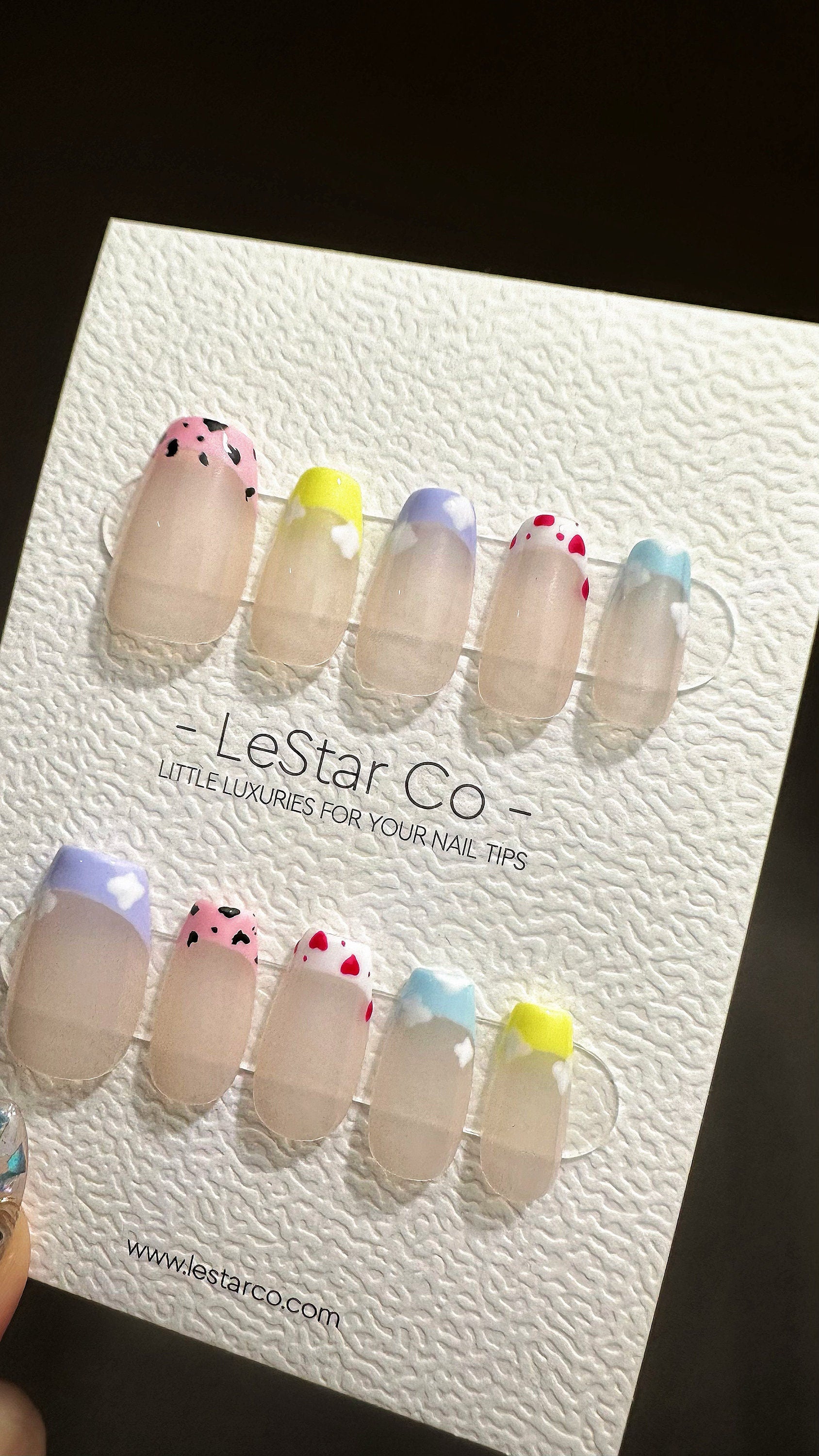 Customizable Reusable Bubblegum Dreams French Tip | Premium Press on Nails Gel Handprint Pressons Pressons Gel Nail Artist faux nails YR674