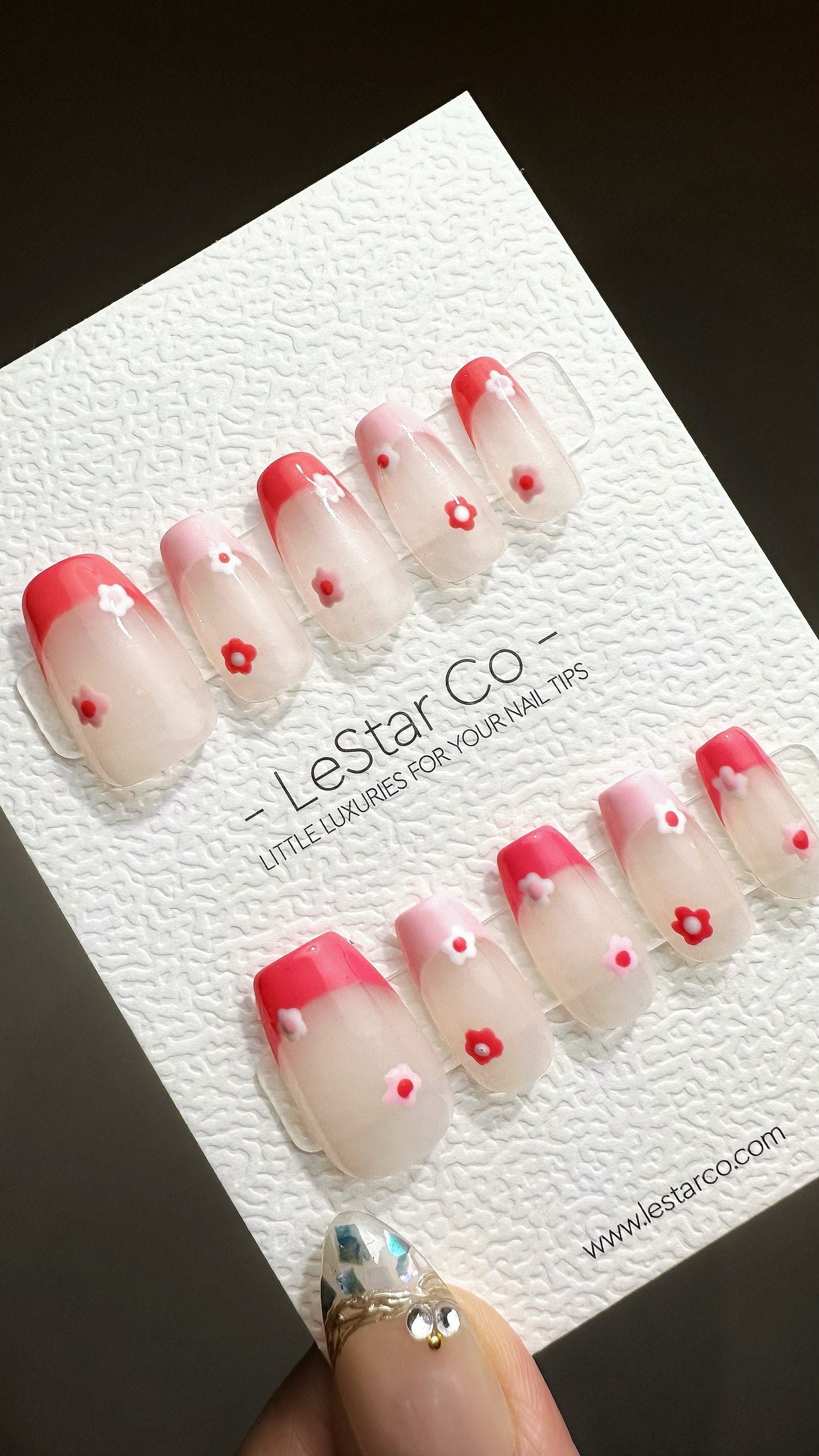 Customizable Reusable Springtime Blooms French Tip | Premium Press on Nails Gel Handprint Pressons Pressons Gel Nail Artist faux nails YR675