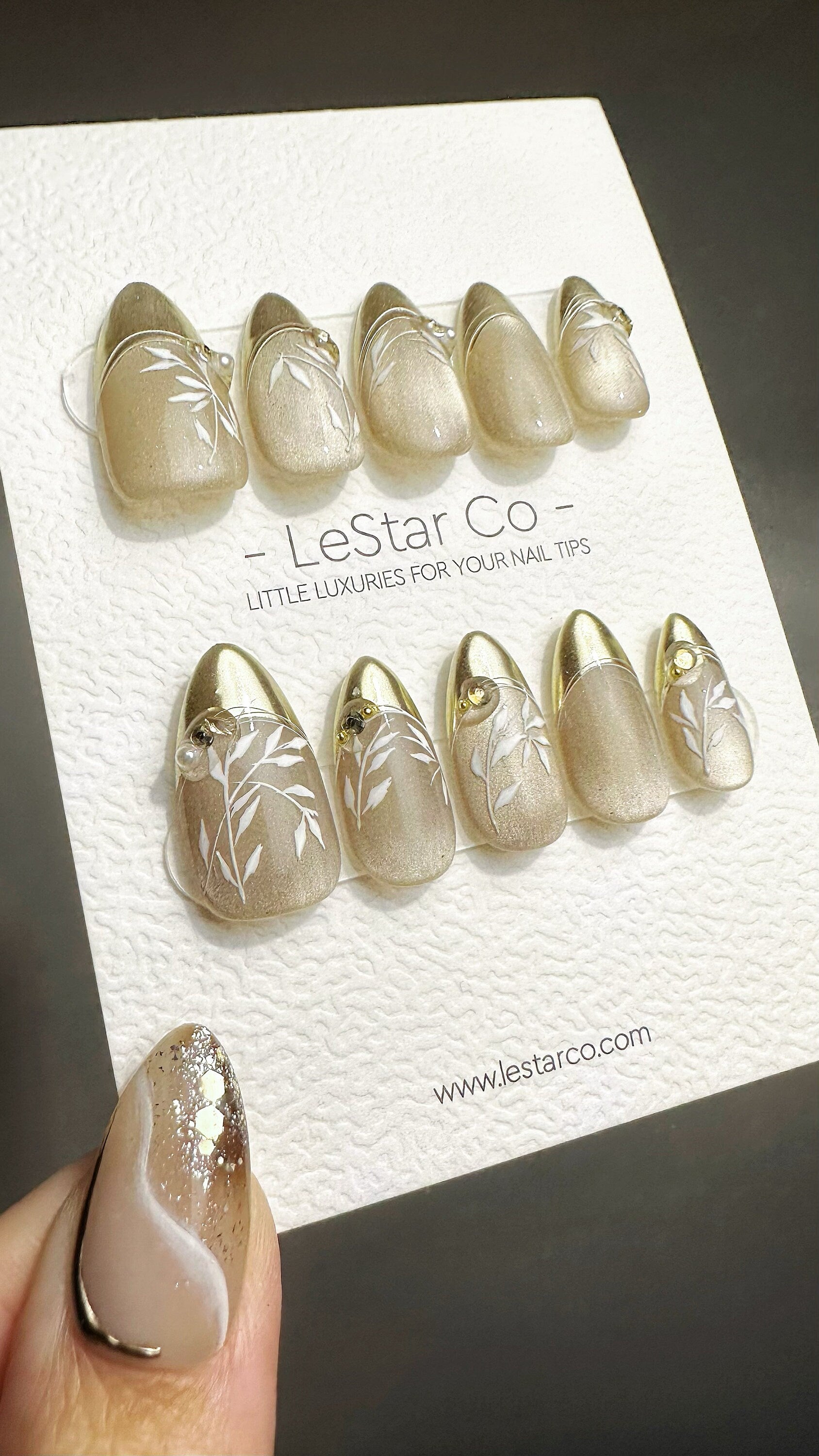 Reusable Golden Bamboo Leaf | Premium Press on Nails Gel Hand Painted Pressons Customizable Gel Nail Artist faux nails QN754