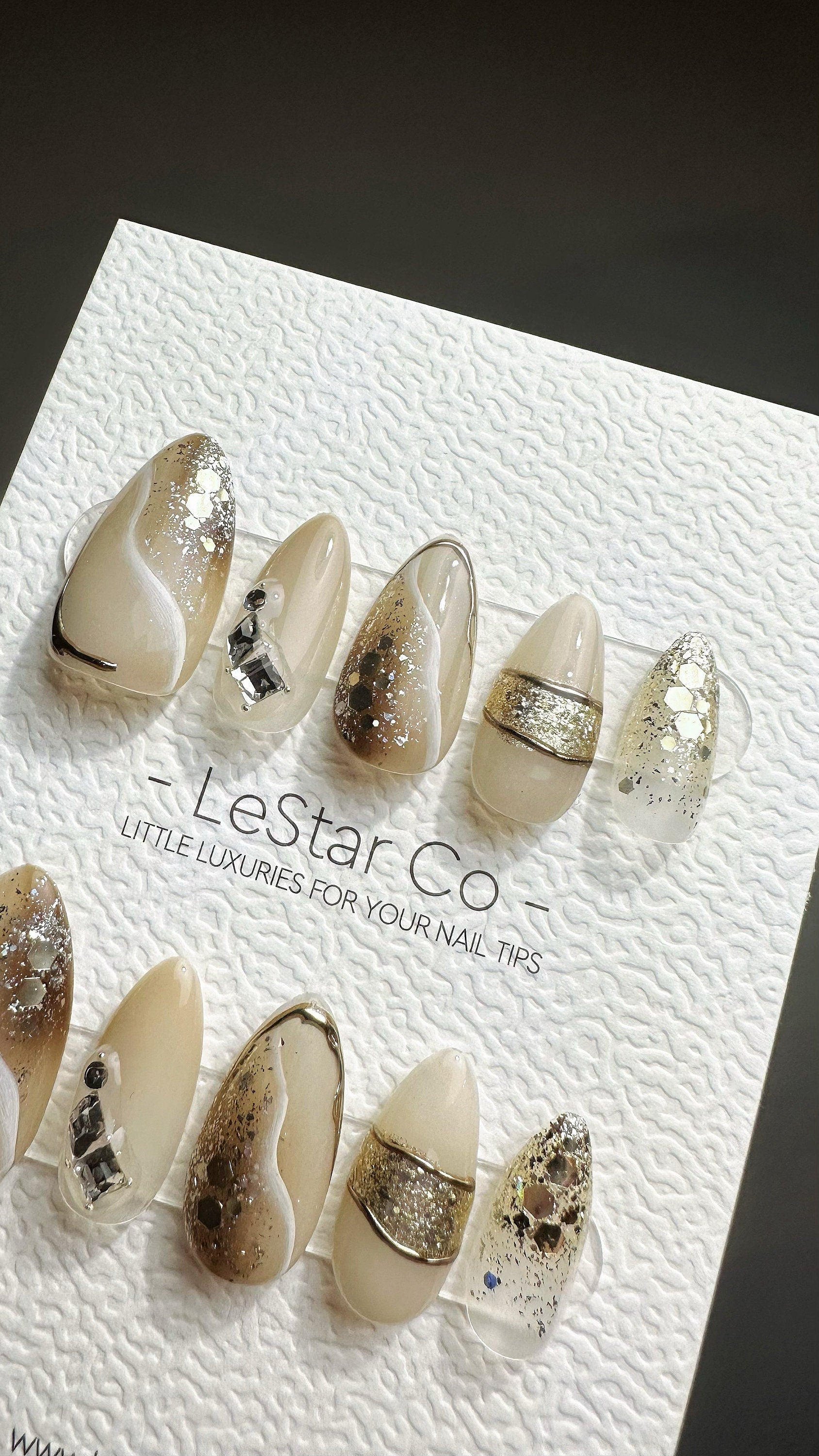 Reusable Golden Sands | Premium Press on Nails Gel Hand Painted Pressons Customizable Gel Nail faux nails QN758