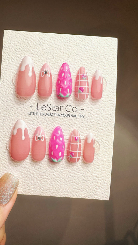 Reusable Strawberry Ice Cream| Premium Press on Nails Gel Hand Painted Pressons Customizable Gel Nail Artist faux nails YR774