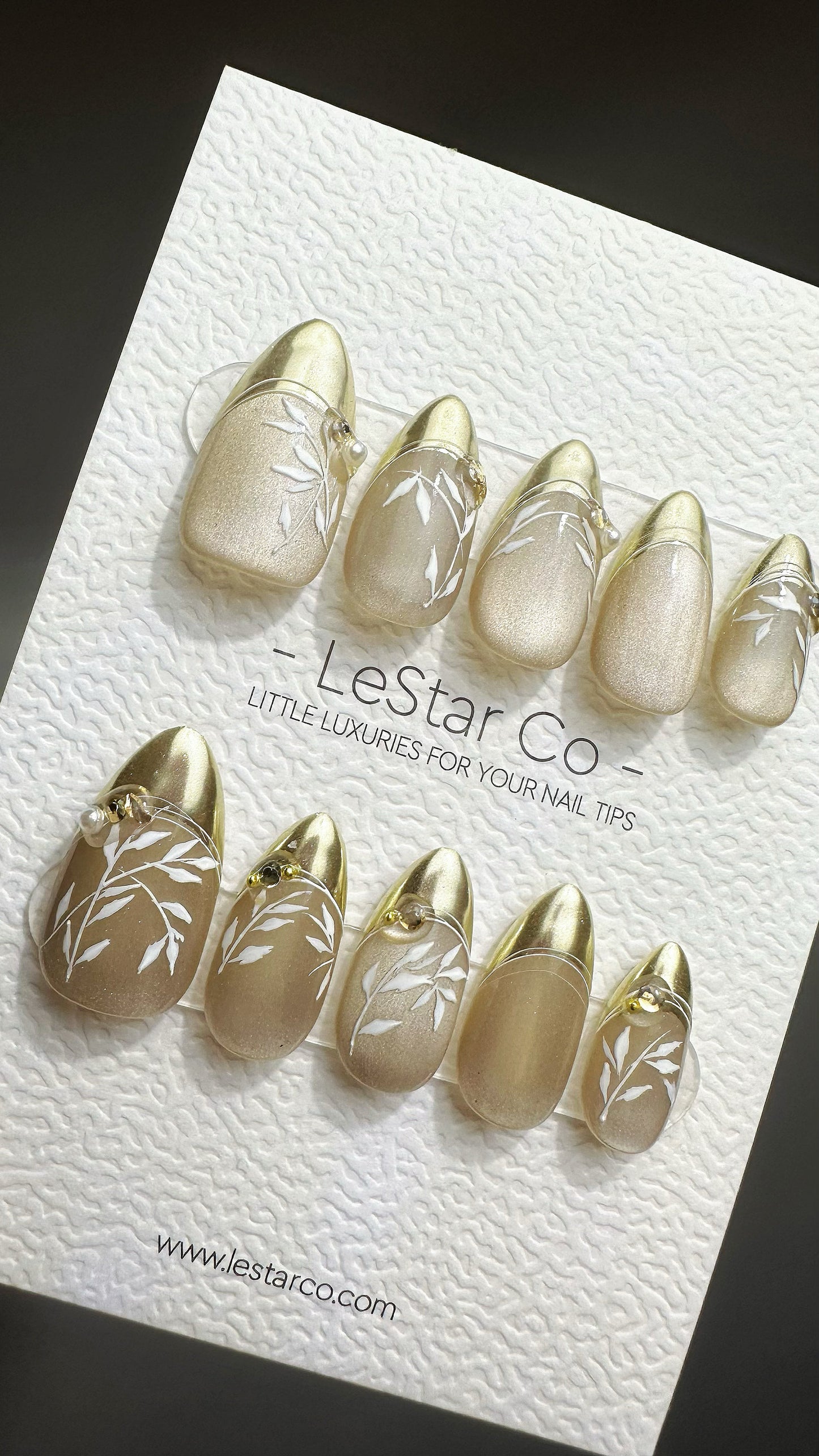 Reusable Golden Bamboo Leaf | Premium Press on Nails Gel Hand Painted Pressons Customizable Gel Nail Artist faux nails QN754