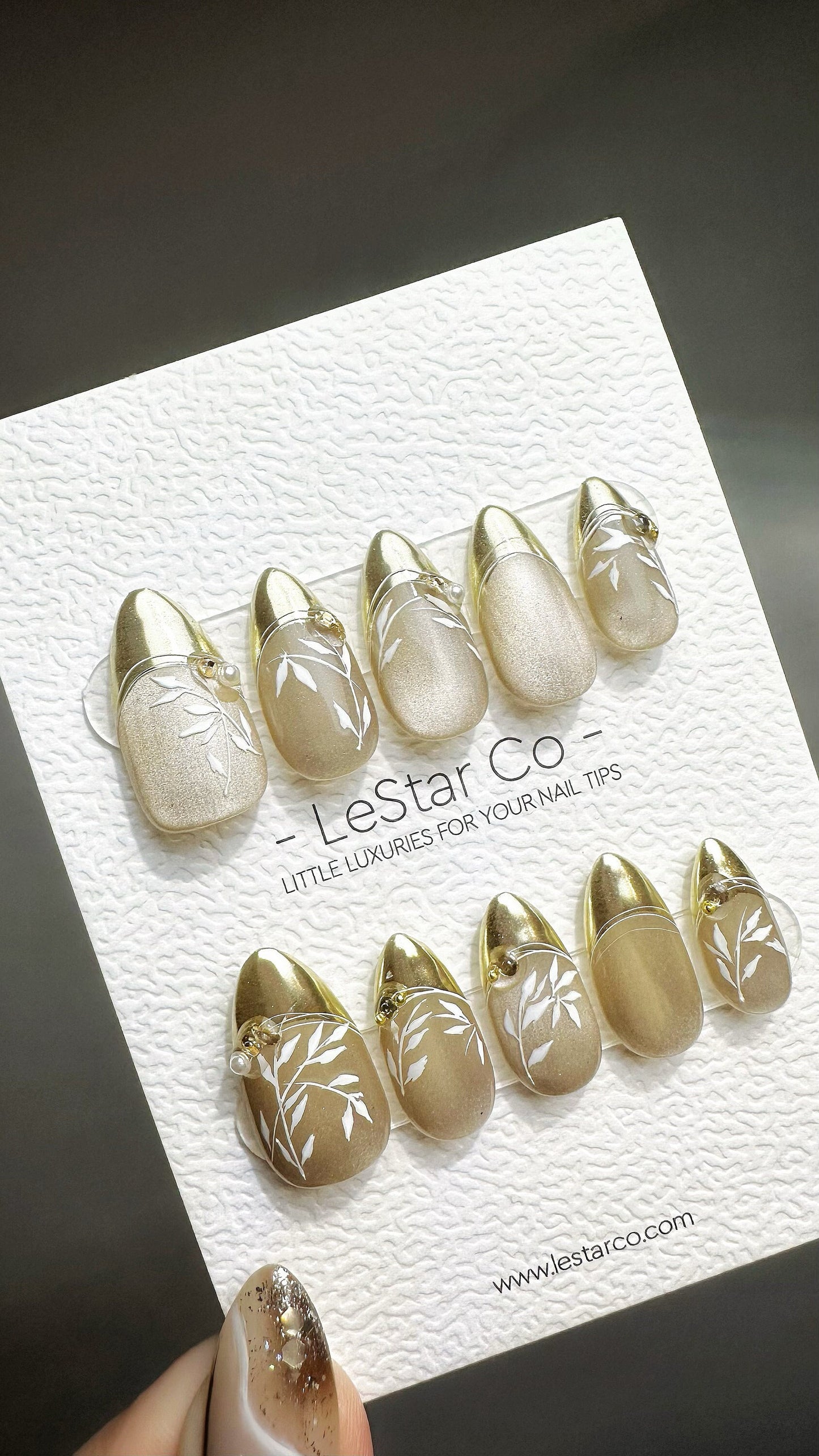 Reusable Golden Bamboo Leaf | Premium Press on Nails Gel Hand Painted Pressons Customizable Gel Nail Artist faux nails QN754