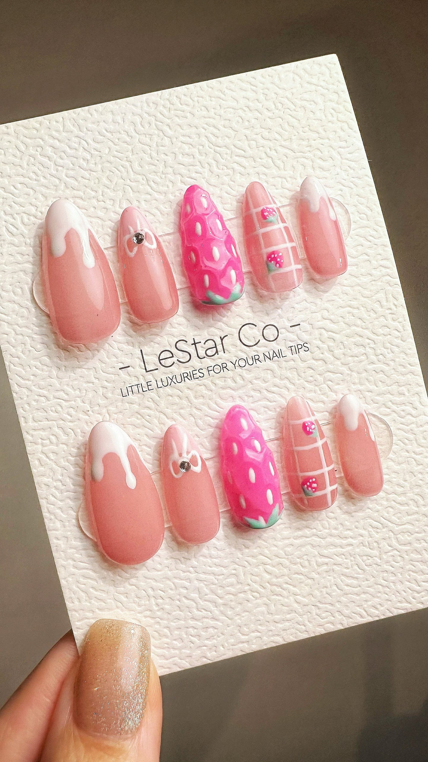 Reusable Strawberry Ice Cream| Premium Press on Nails Gel Hand Painted Pressons Customizable Gel Nail Artist faux nails YR774