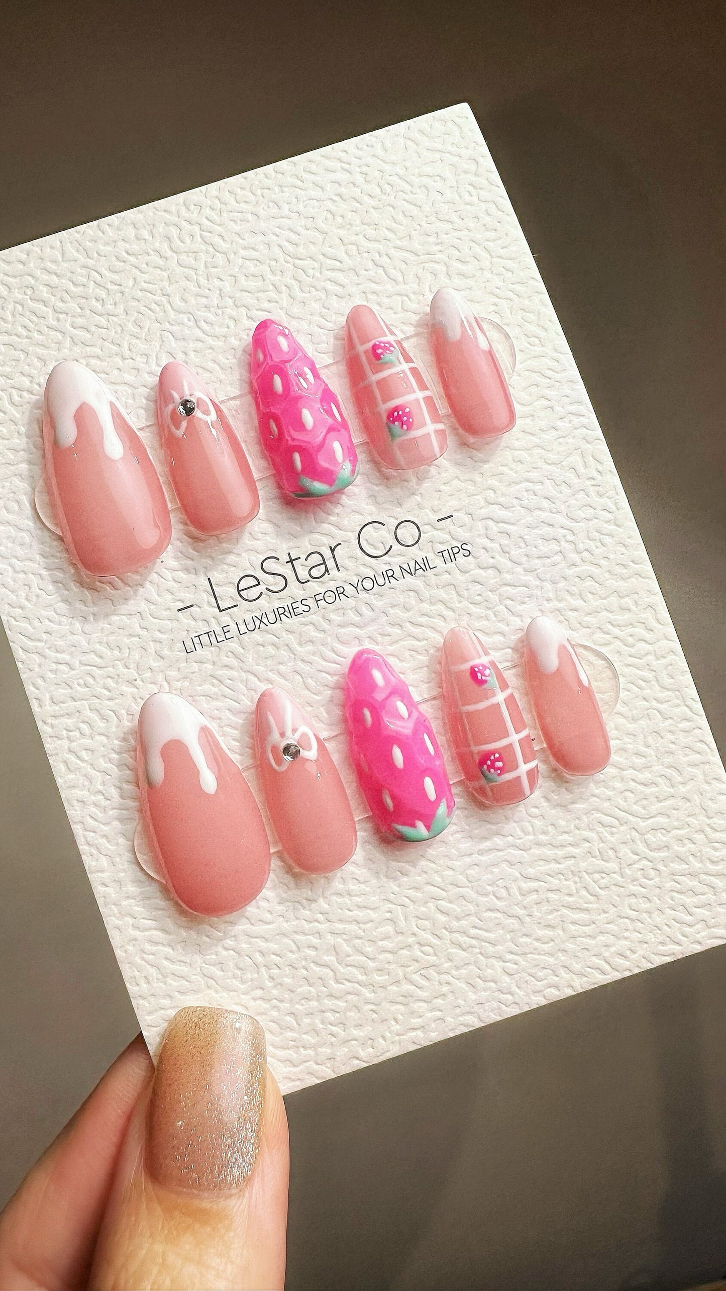 Reusable Strawberry Ice Cream| Premium Press on Nails Gel Hand Painted Pressons Customizable Gel Nail Artist faux nails YR774