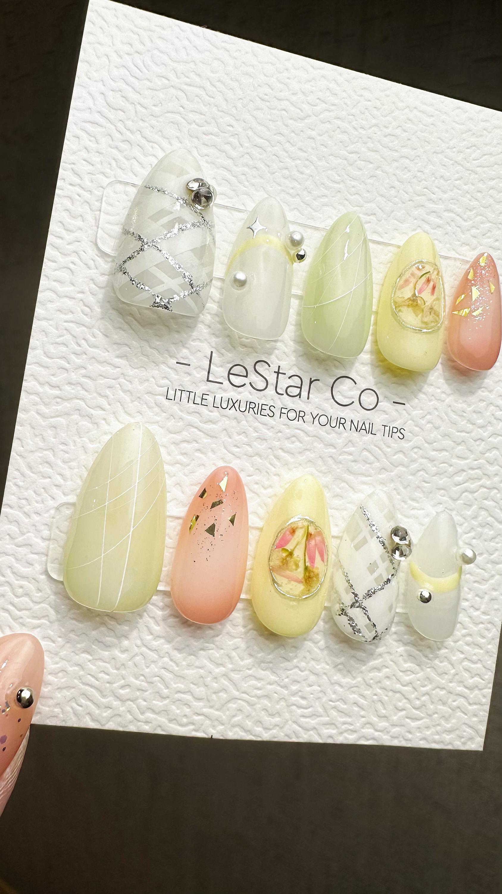 Reusable Petal Confetti | Premium Press on Nails Gel | Fake Nails | Cute Fun Colorful Gel Nail Artist ML836