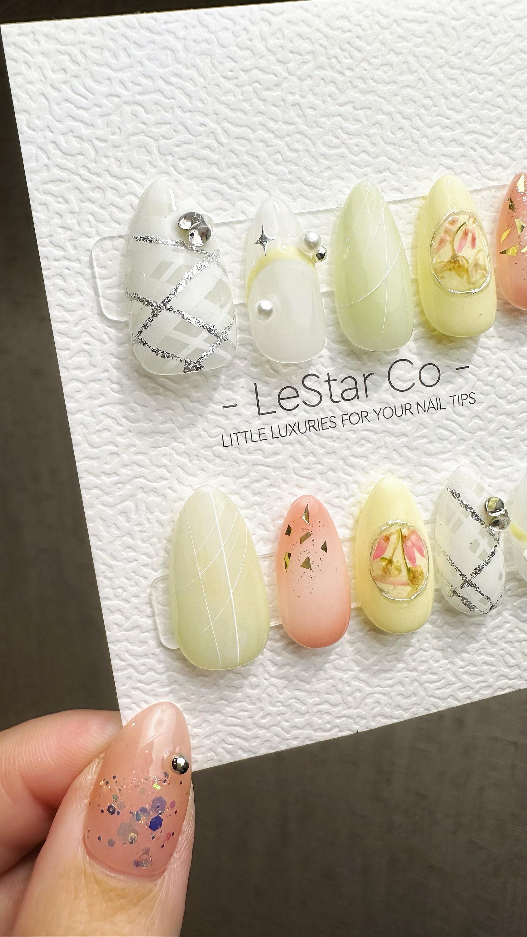 Reusable Petal Confetti | Premium Press on Nails Gel | Fake Nails | Cute Fun Colorful Gel Nail Artist ML836