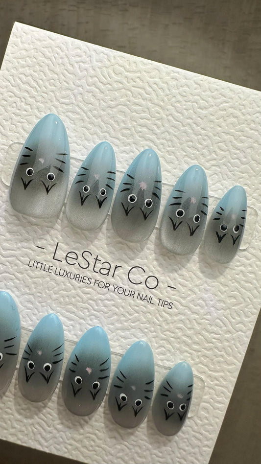 Reusable Icy Meow Cat Eye Effect| Premium Press on Nails Gel Hand Painted Pressons Customizable Gel Nail faux nails ML910
