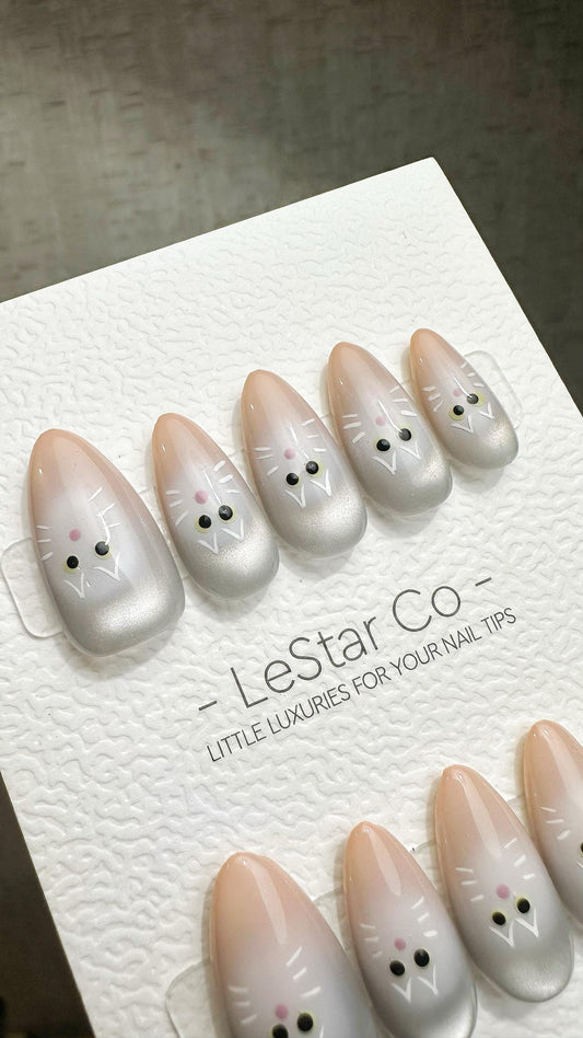 Reusable Blush Paws | Premium Press on Nails Gel Hand Painted Pressons Customizable Gel Nail Artist faux nails ML926