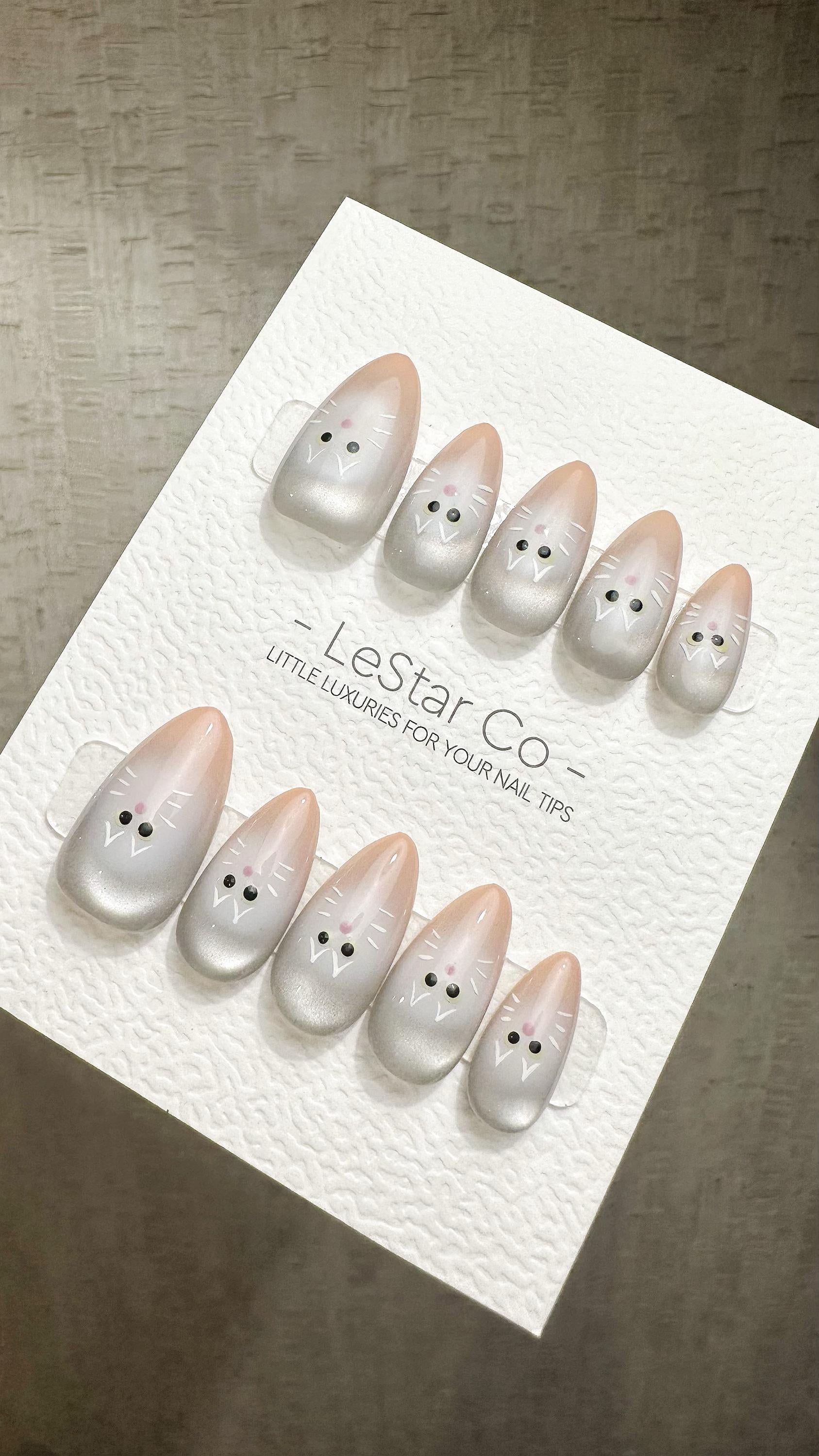 Reusable Blush Paws | Premium Press on Nails Gel Hand Painted Pressons Customizable Gel Nail Artist faux nails ML926