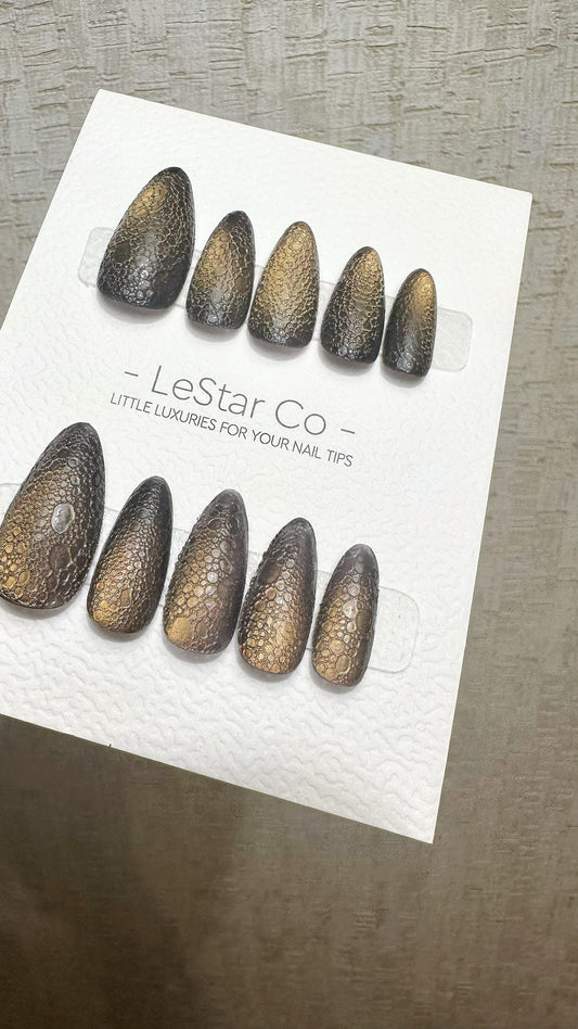 Reusable Dragon's Breath Cat Eye Effect | Premium Press on Nails Gel Hand Painted Pressons Customizable Gel Nail Artist fake nails WM934
