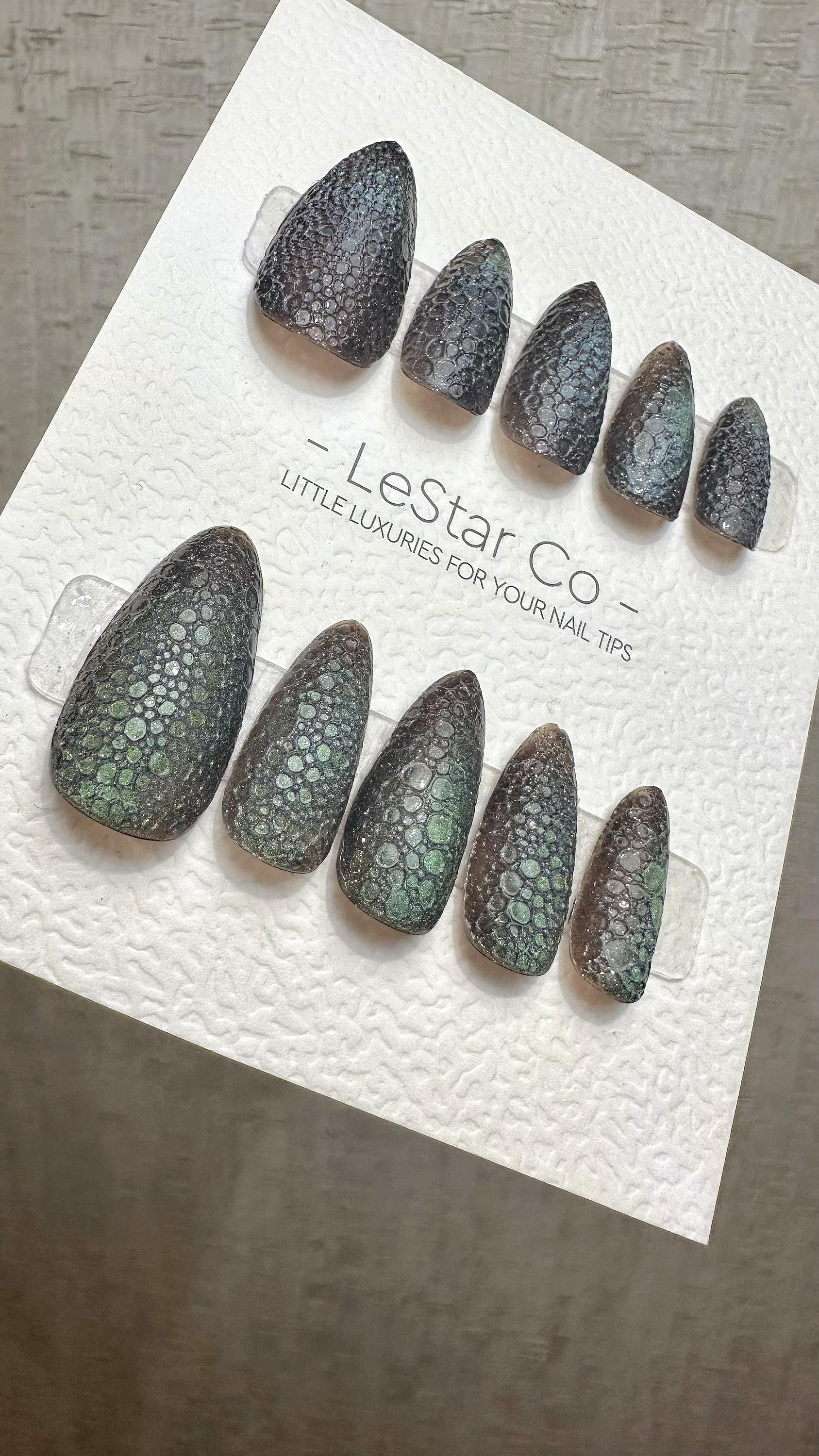 Reusable Mystic Forest Cat Eye Effect | Premium Press on Nails Gel Hand Painted Pressons Customizable Gel Nail Artist fake nails WM943