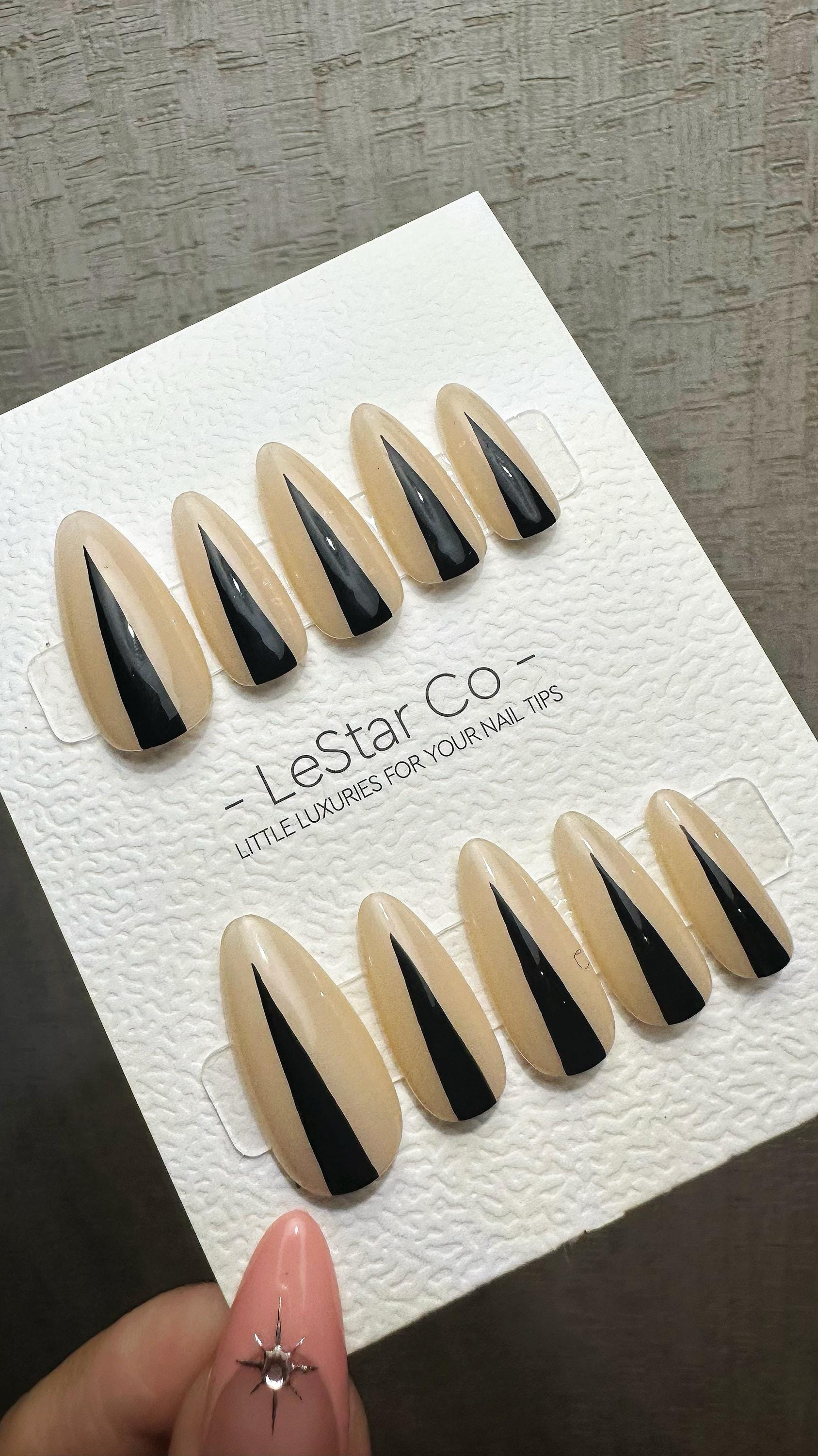 Reusable Nude Ebony Peaks | Premium Press on Nails Gel | Fake Nails | Cute Fun Colorful Gel Nail Artist faux nails ML917