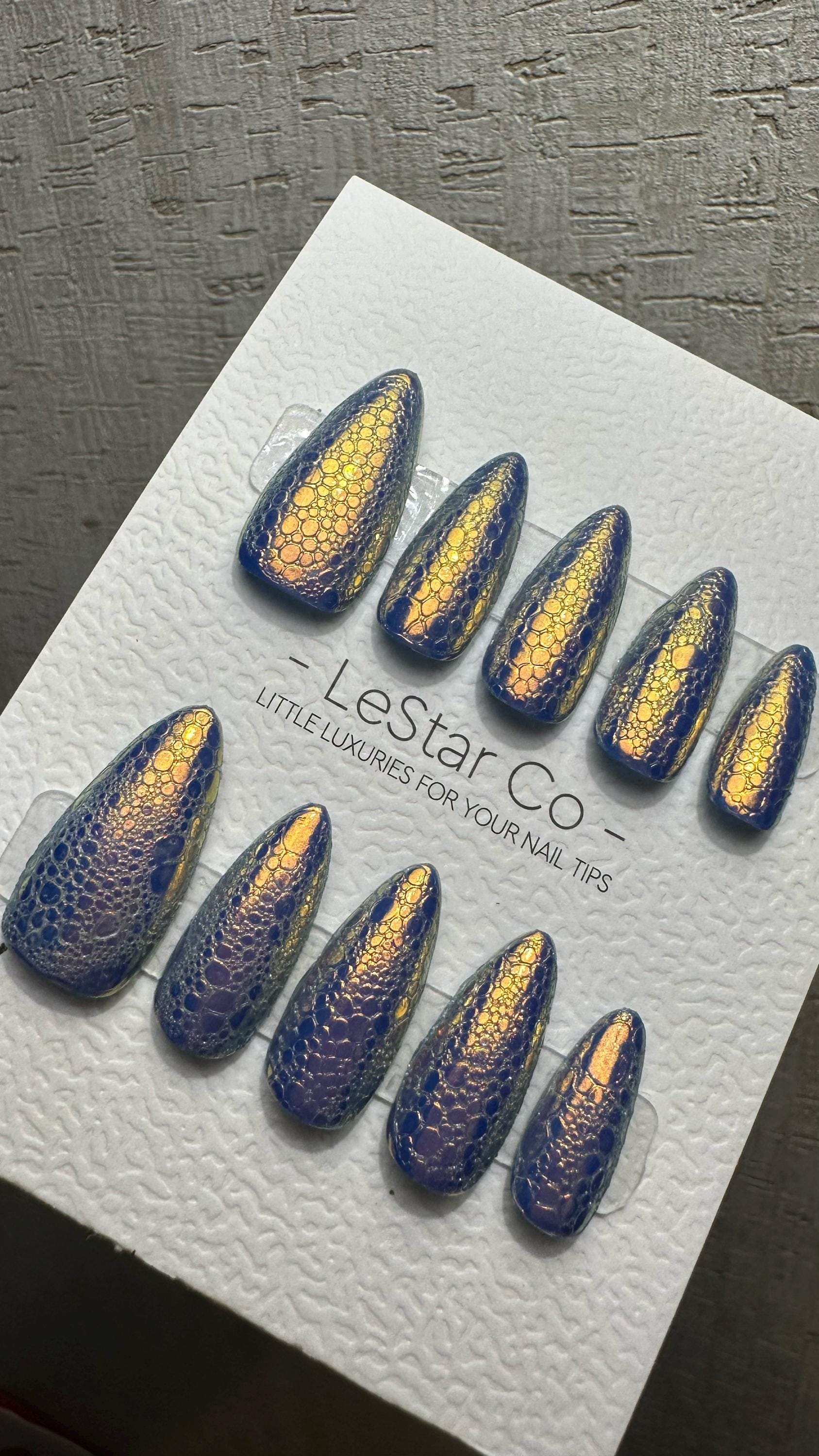 Reusable Golden Serpent Glam Bubble Effect | Premium Press on Nails Gel Hand Painted Pressons Customizable Gel Nail fake nails WM979