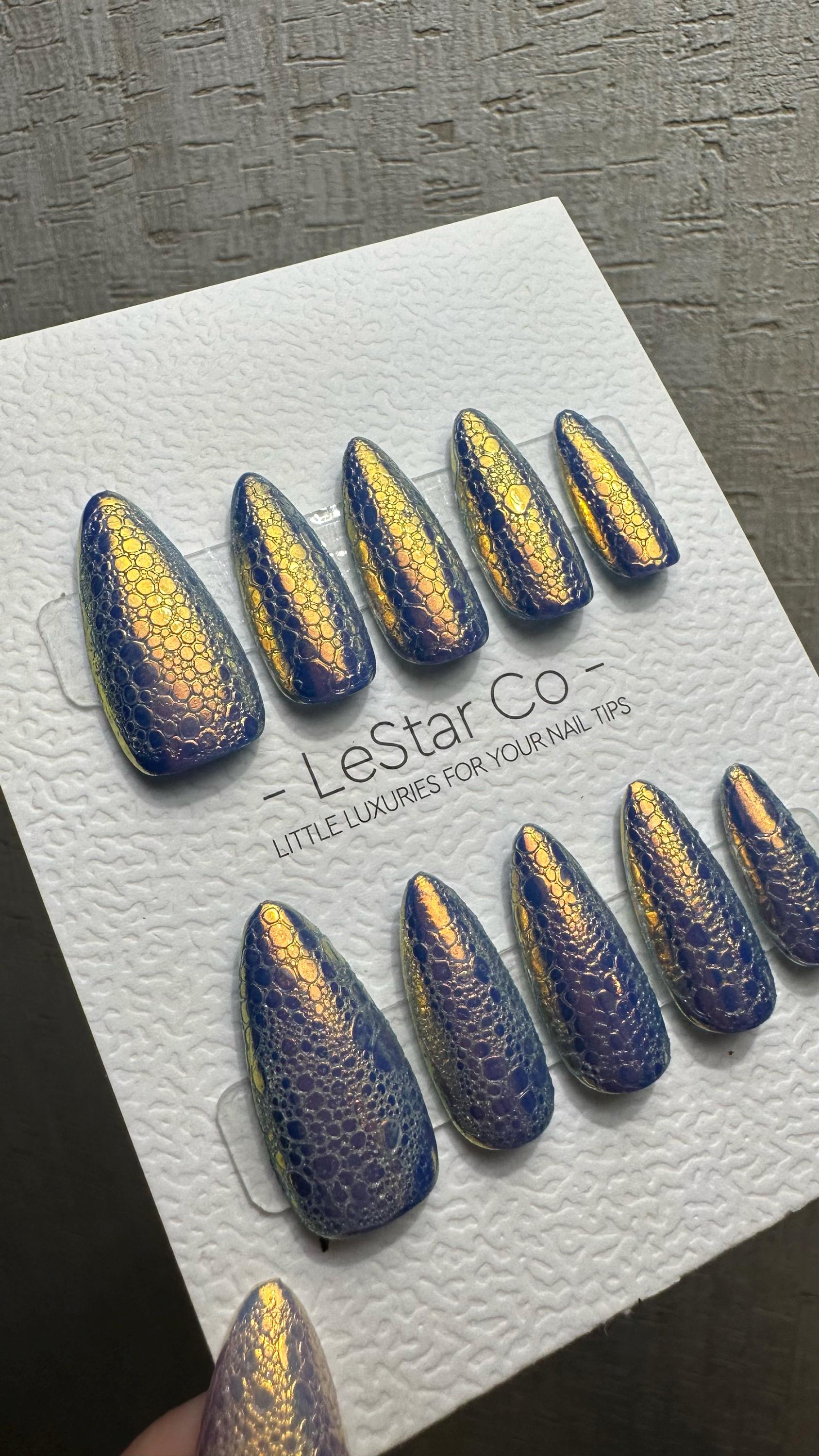 Reusable Golden Serpent Glam Bubble Effect | Premium Press on Nails Gel Hand Painted Pressons Customizable Gel Nail fake nails WM979