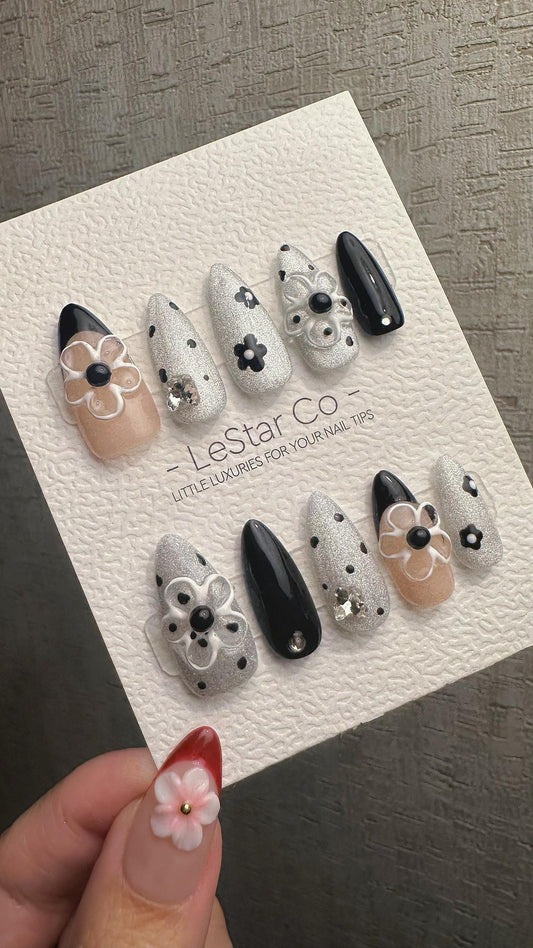 Reusable Black Daisy Glam French Tip| Premium Press on Nails Gel | Fake Nails | Cute Fun Colorful Gel Nail faux nails WM981