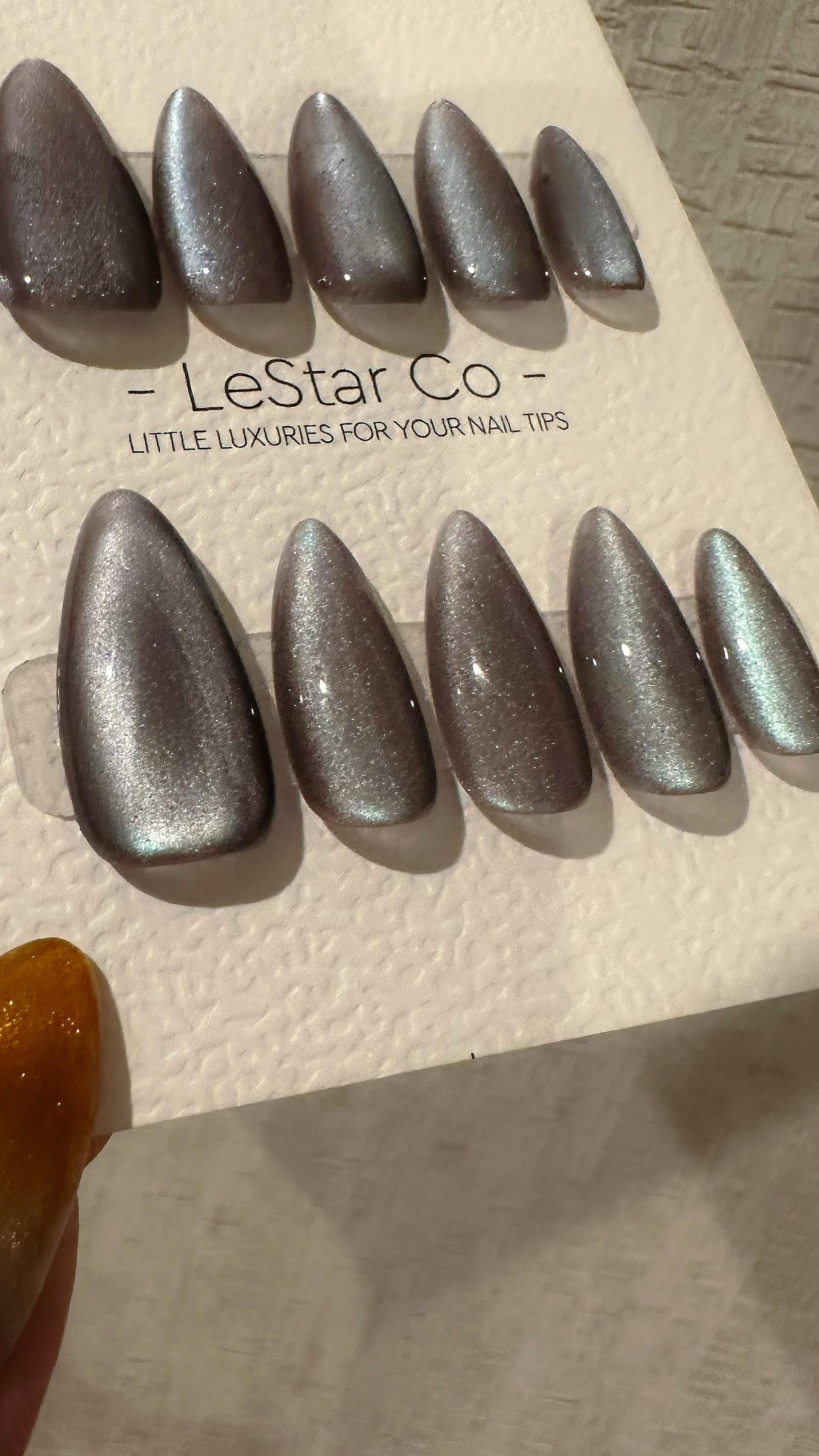 Reusable Frosted Azure Purple Cat Eye Effect | Nails Premium Press on Nails Gel Manicure Handprint Pressons Handmade | Lestarco nails WM992
