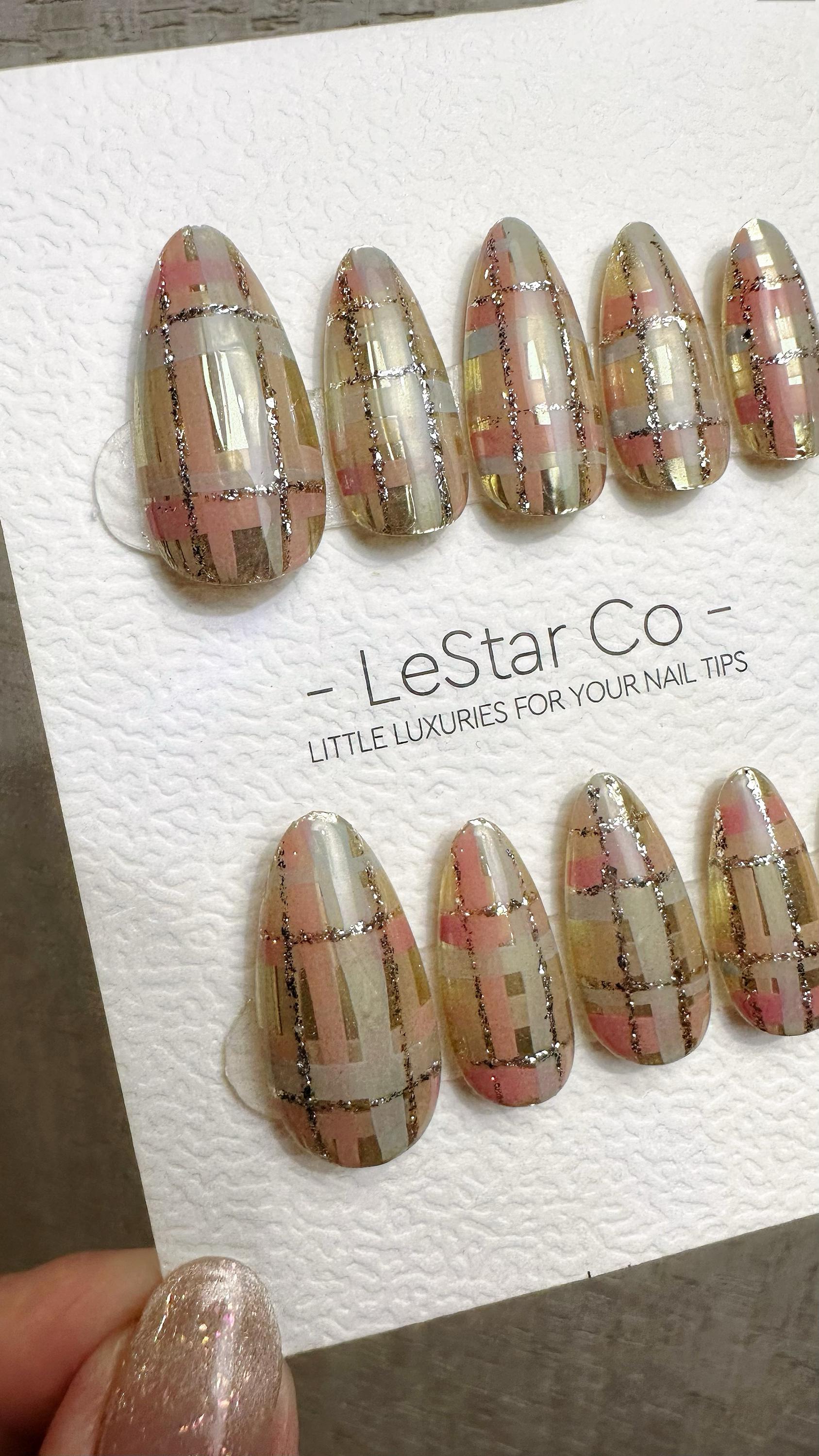 Reusable Peachy Blush Plaid | Premium Press on Nails Gel Hand Painted Pressons Customizable Gel Nail faux nails QN961