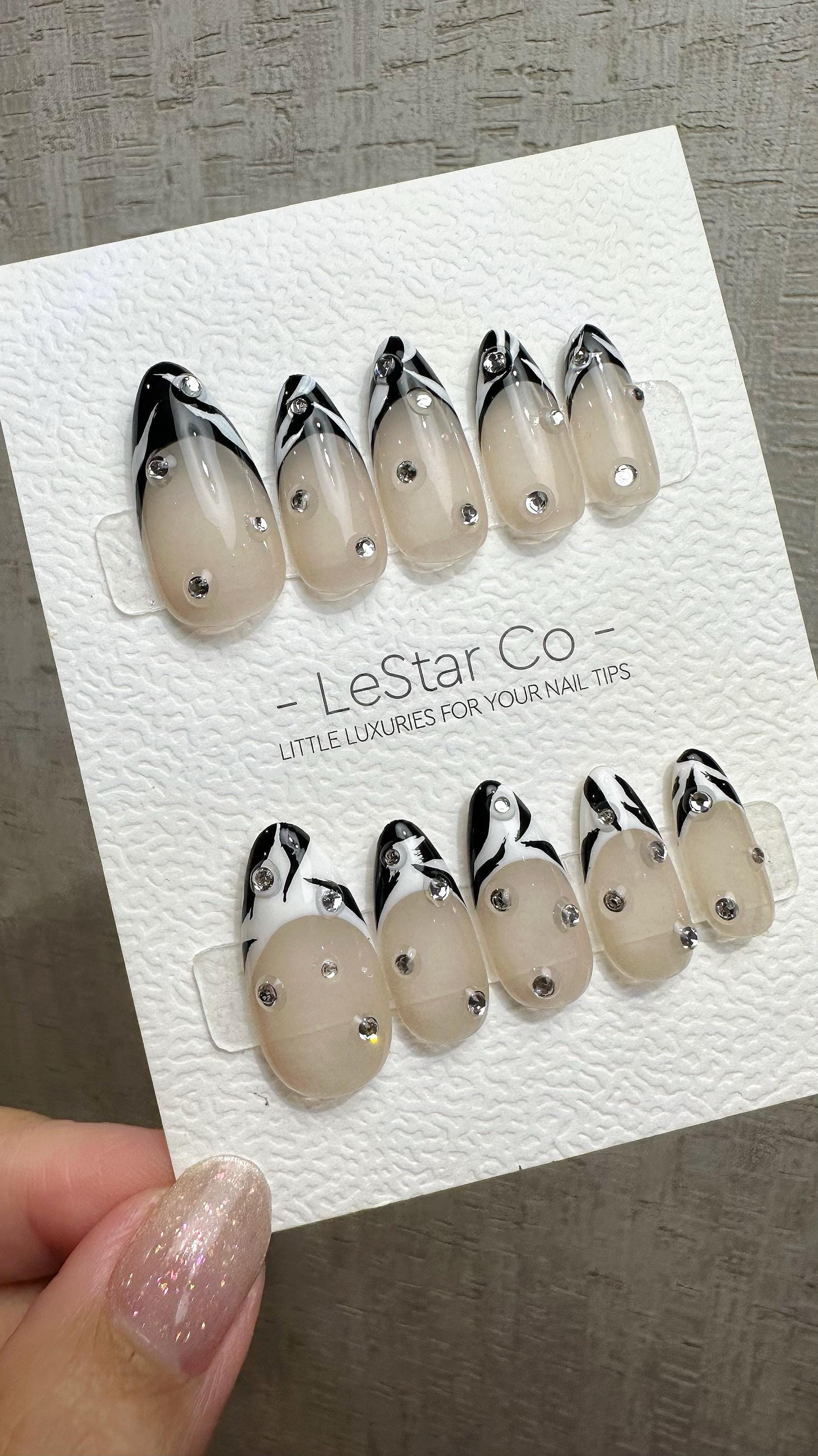 Reusable Chic Contrast French Tip | Premium Press on Nails Gel Hand Painted Pressons Customizable Gel Nail Artist faux nails QN967