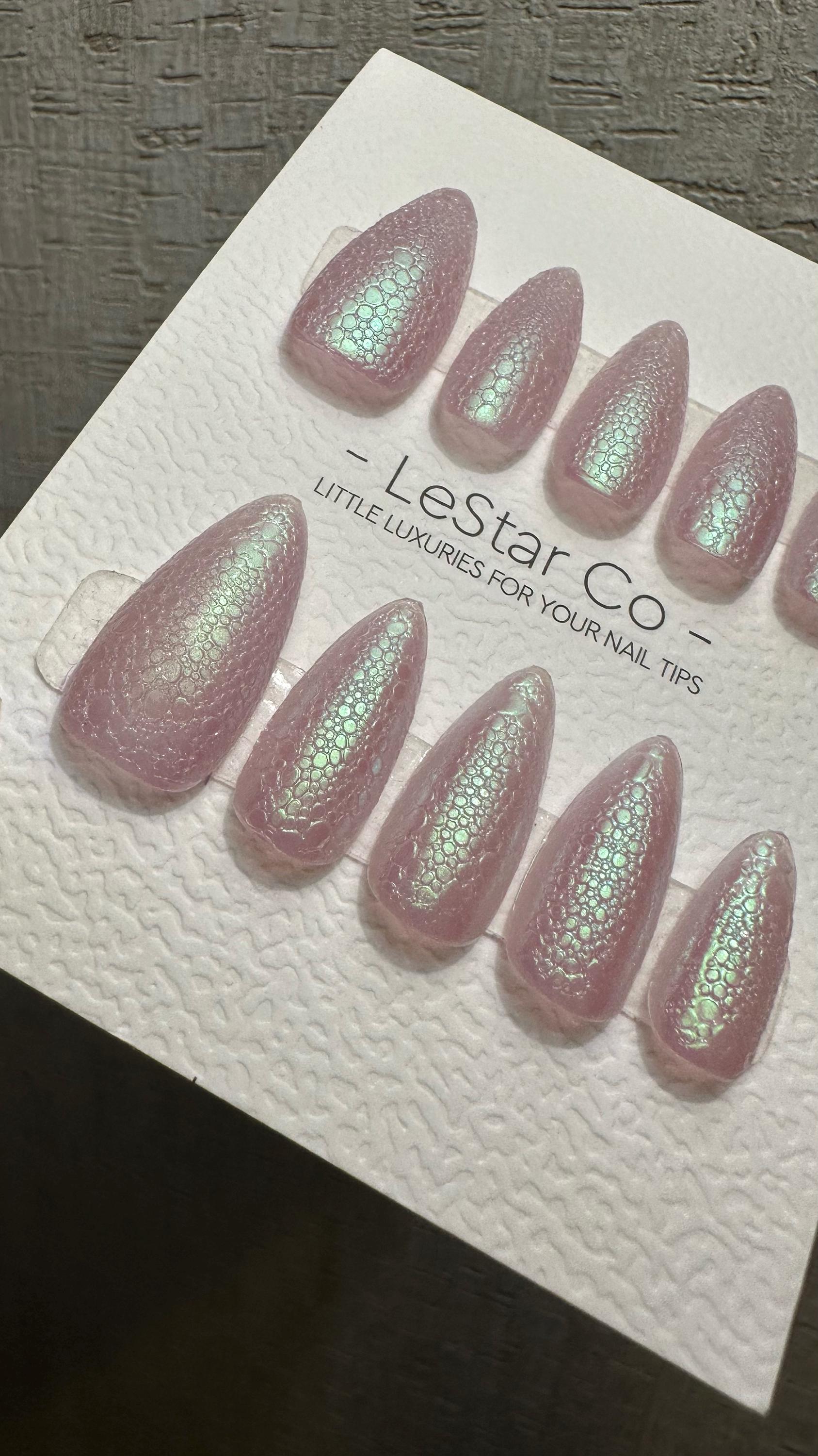 Reusable Prismatic Pink Bubble Effect | Premium Press on Nails Gel Hand Painted Pressons Customizable Gel Nail fake nails WM977