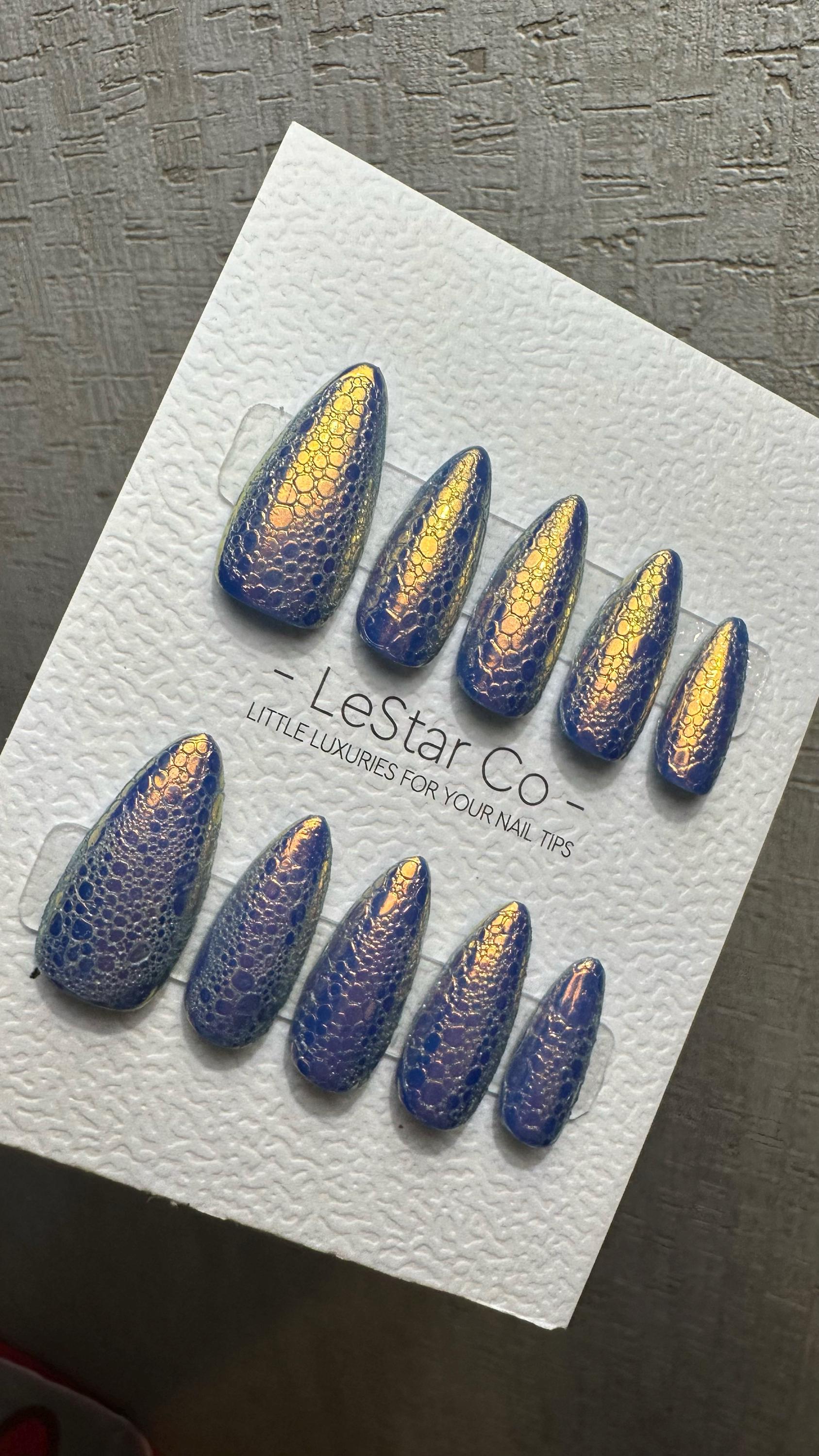 Reusable Golden Serpent Glam Bubble Effect | Premium Press on Nails Gel Hand Painted Pressons Customizable Gel Nail fake nails WM979