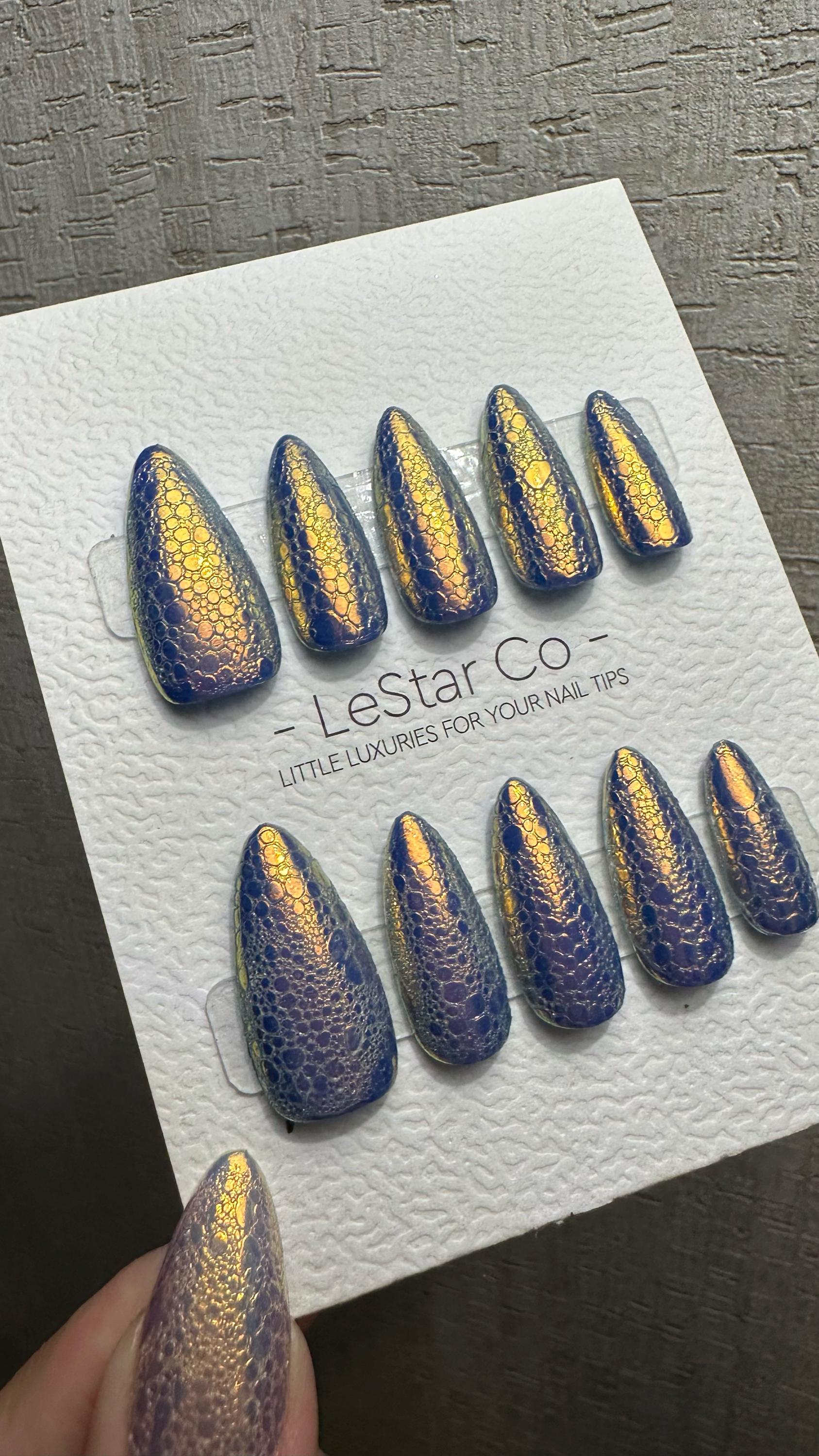 Reusable Golden Serpent Glam Bubble Effect | Premium Press on Nails Gel Hand Painted Pressons Customizable Gel Nail fake nails WM979