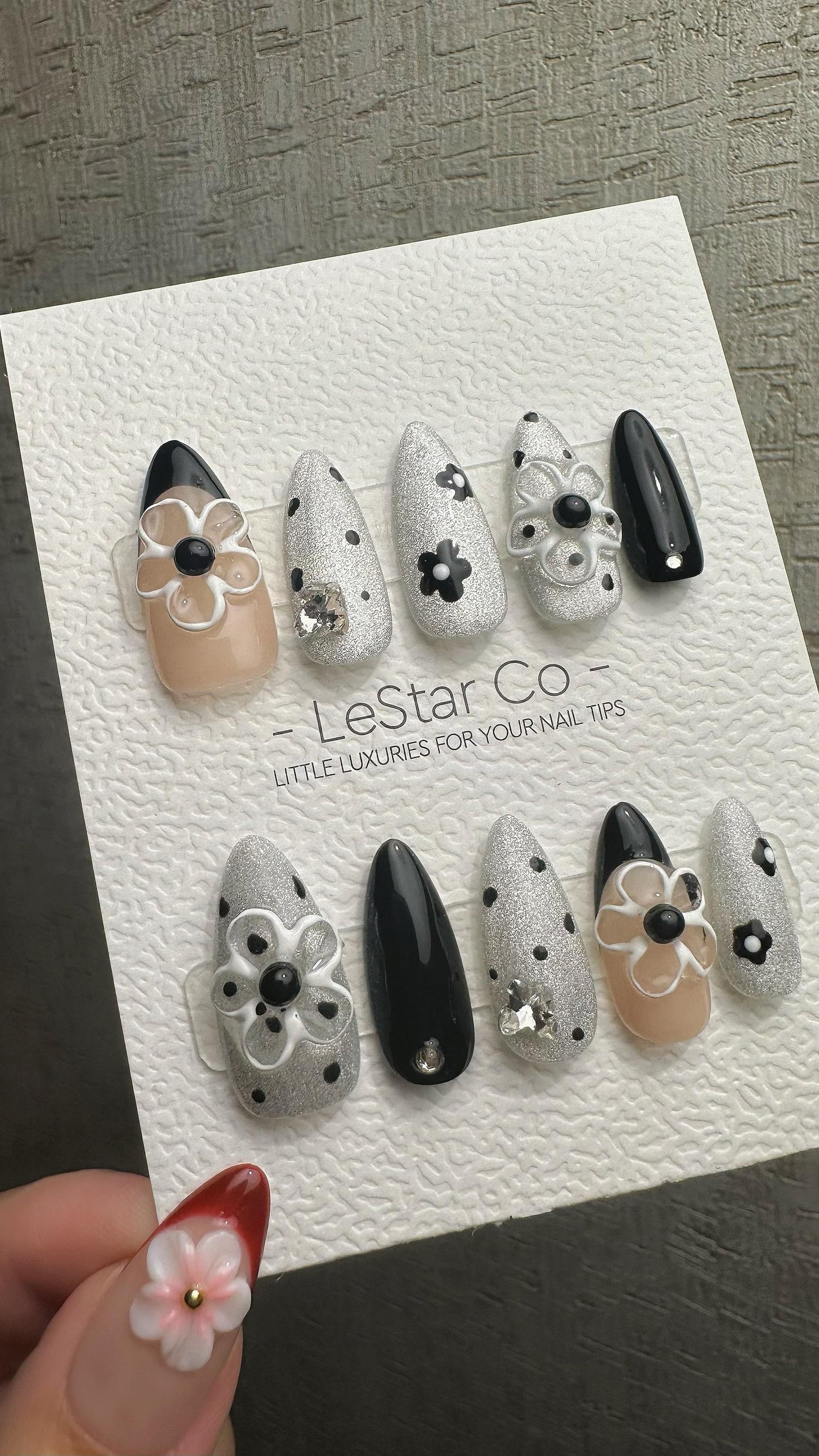Reusable Black Daisy Glam French Tip| Premium Press on Nails Gel | Fake Nails | Cute Fun Colorful Gel Nail faux nails WM981