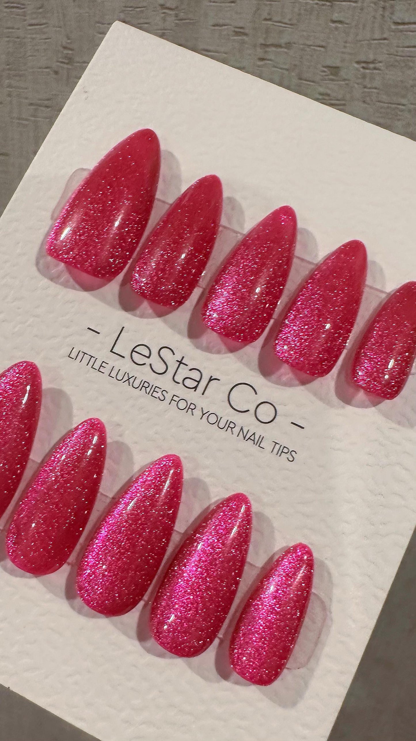 Reusable Shimmering Fuchsia Cat Eye Effect | Nails Premium Press on Nails Gel Manicure Handprint Pressons Handmade | Lestarco nails WM987