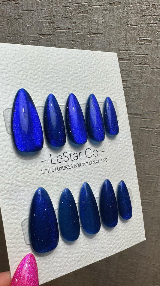 Reusable Sapphire Cat Eye Effect | Nails Premium Press on Nails Gel Manicure Handprint Pressons Handmade | Lestarco nails WM988