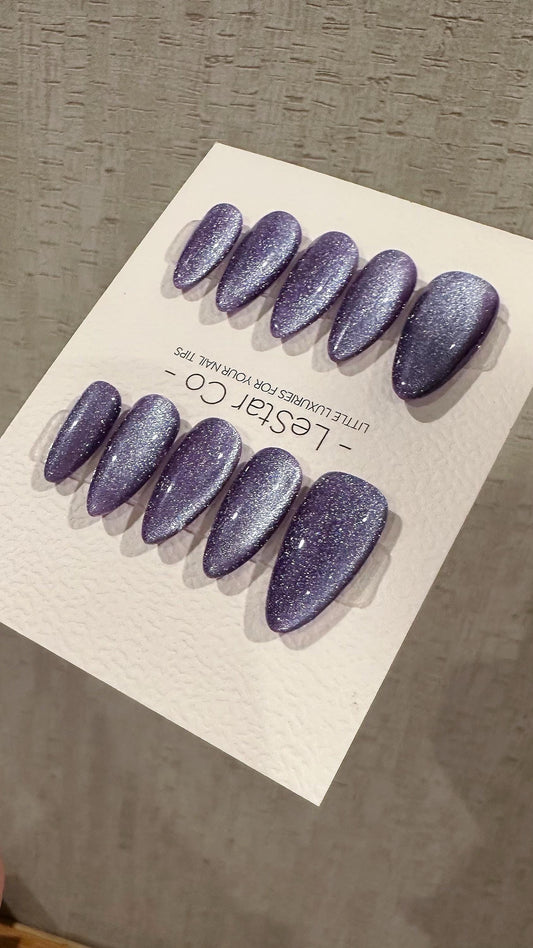 Reusable Cosmic Lavender Cat Eye Effect | Nails Premium Press on Nails Gel Manicure Handprint Pressons Handmade | Lestarco nails WM989