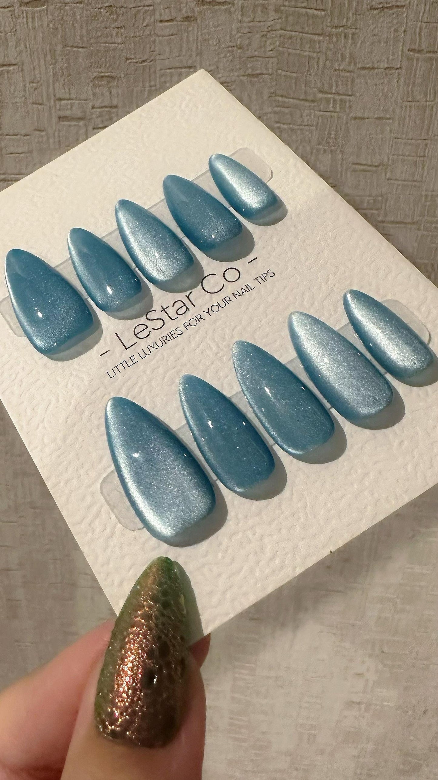 Reusable Celestiall Glow Blue Cat Eye Effect | Nails Premium Press on Nails Gel Manicure Handprint Pressons Handmade | Lestarco nails WM994