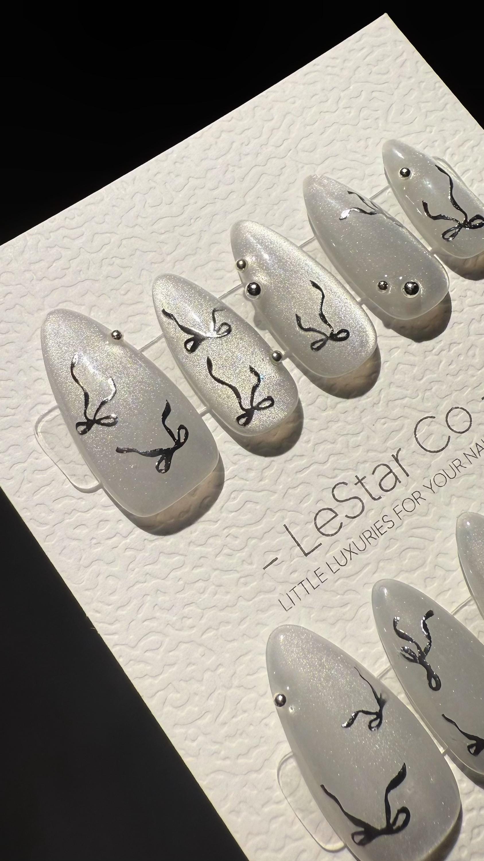 Reusable Shimmering Bows Cat Eye Effect | Premium Press on Nails Gel Hand Painted Pressons Customizable Gel Nail Artist nail WM1003