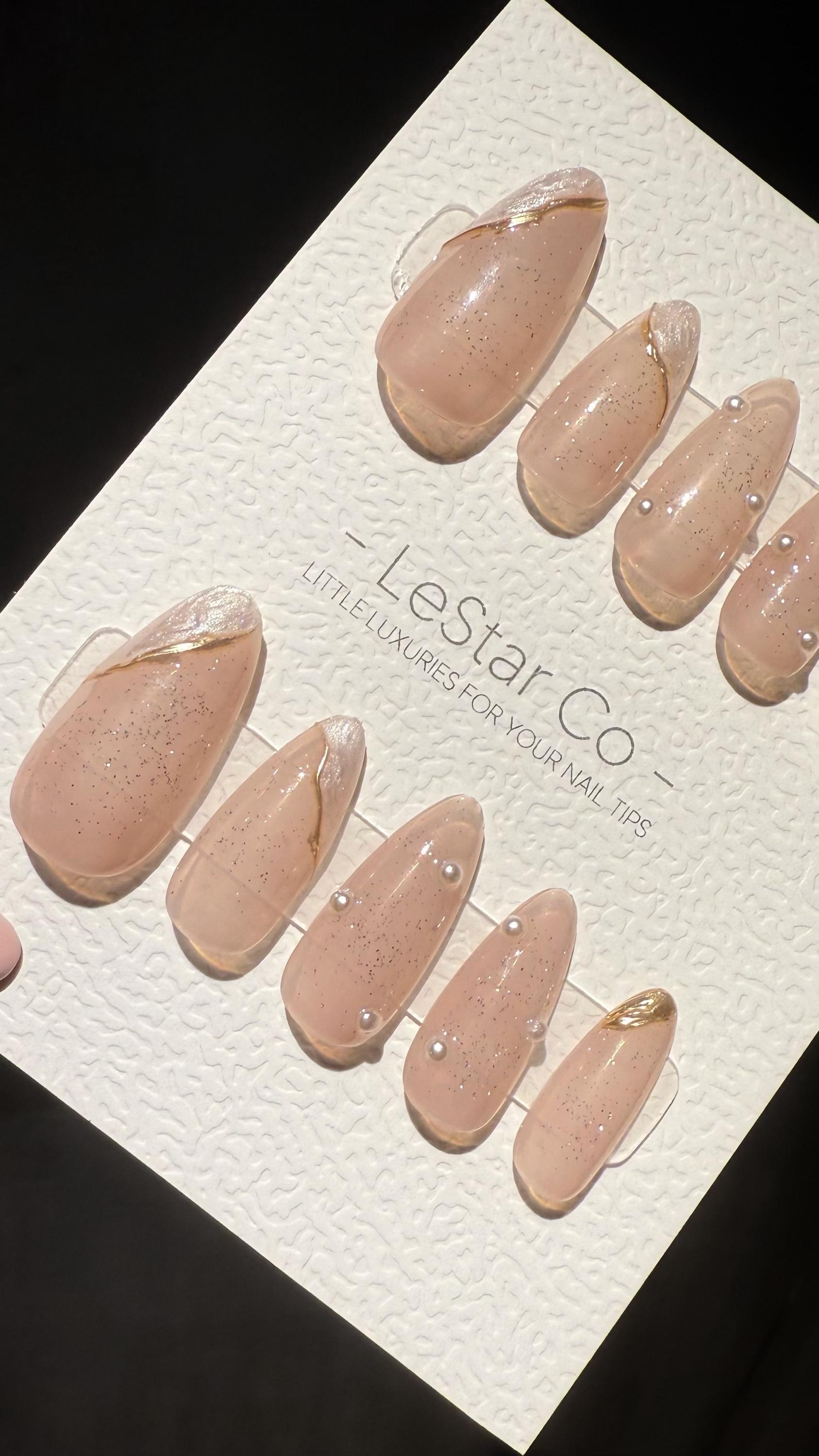 Reusable Pearl Accent | Premium Short Press on Nails Gel Manicure Handprint Pressons Handmade | Lestarco faux nails TMR1010