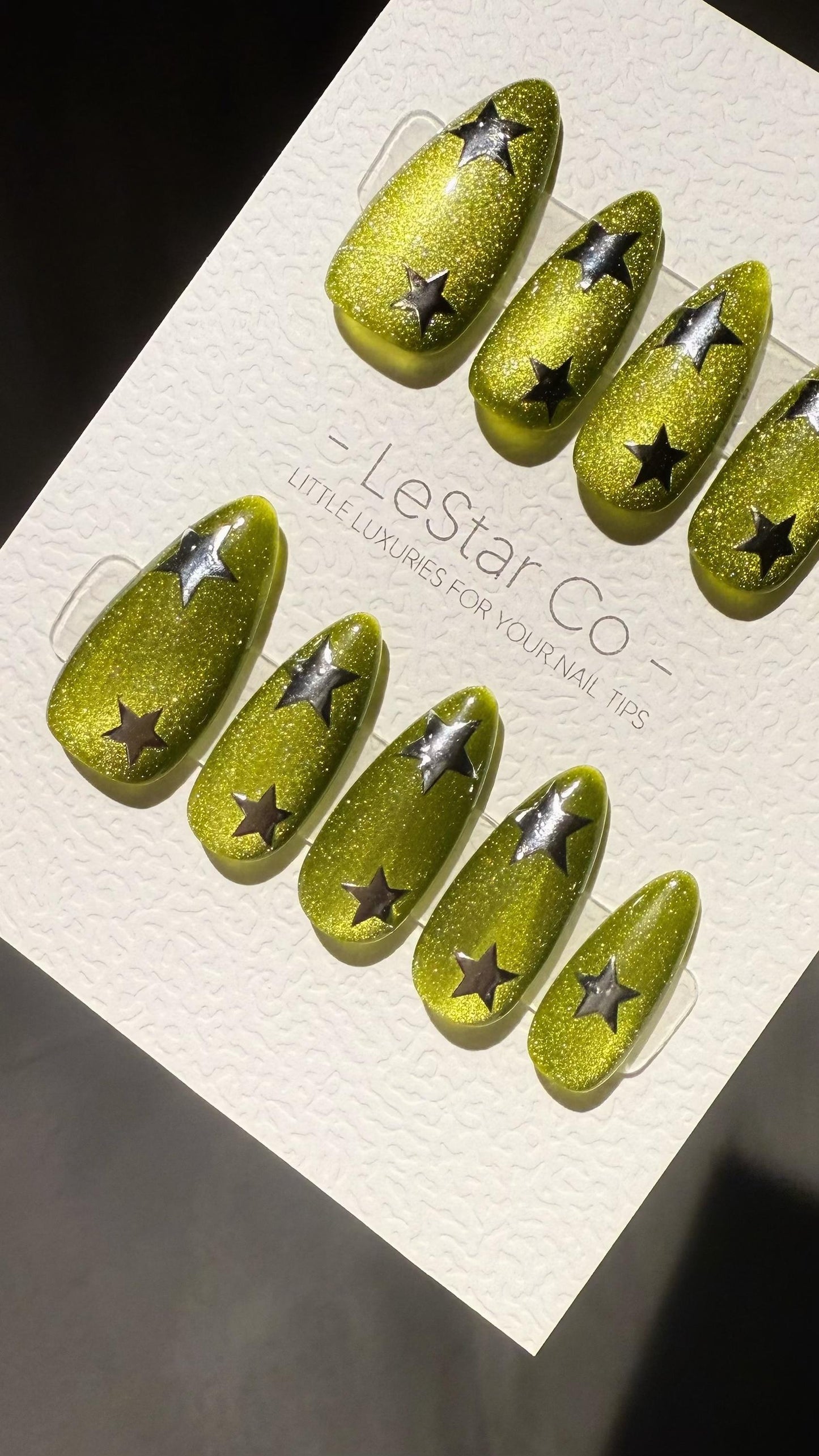 Reusable Lime Stardust Cat Eye Effect | Premium Press on Nails Gel Hand Painted Pressons Customizable Gel Nail Artist faux nails WM1001
