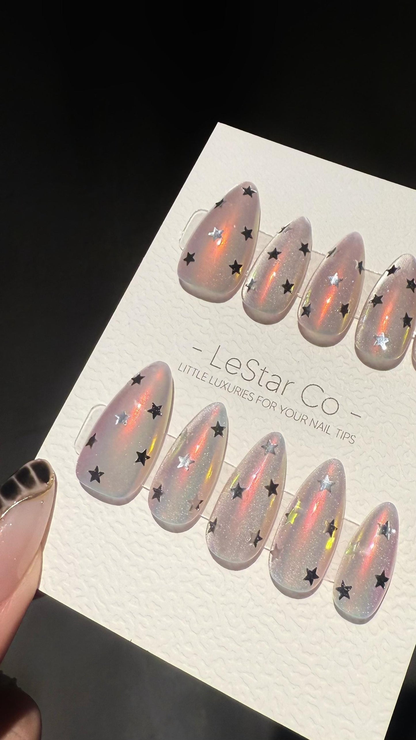 Reusable Iridescent Stars Cat Eye Cat Eye Effect | Premium Press on Nails Gel Hand Painted Pressons Customizable Gel Nail Artist nail WM1002