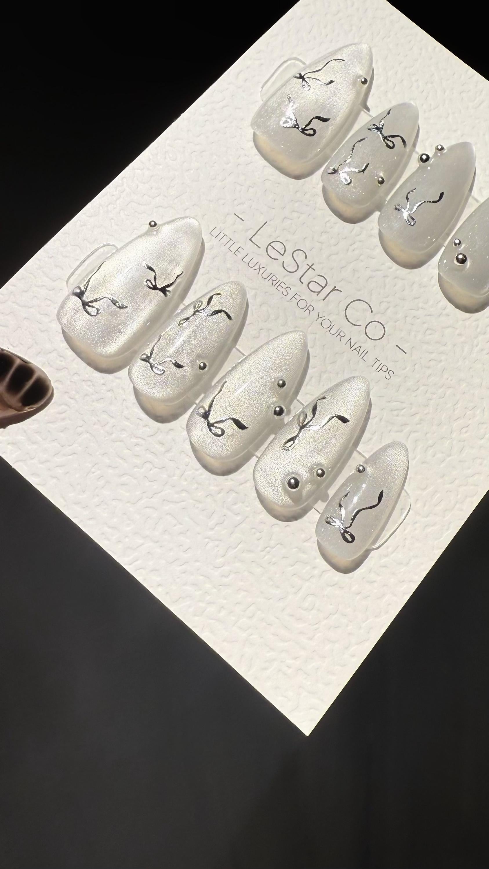 Reusable Shimmering Bows Cat Eye Effect | Premium Press on Nails Gel Hand Painted Pressons Customizable Gel Nail Artist nail WM1003