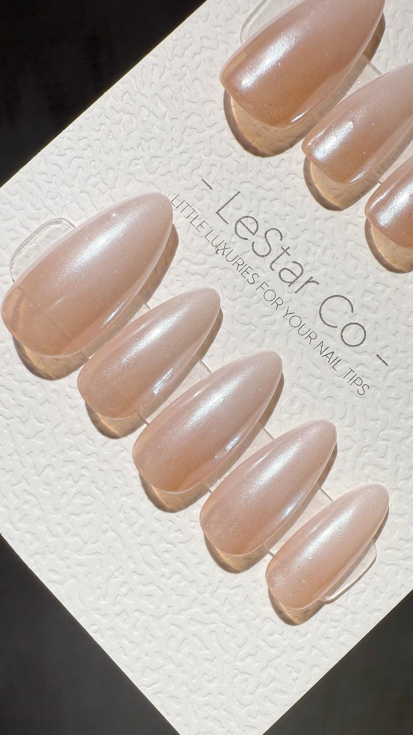 Reusable Peachy Shine | Premium Press on Nails Gel Hand Painted Pressons Customizable Gel Nail Artist faux nails TMR1005